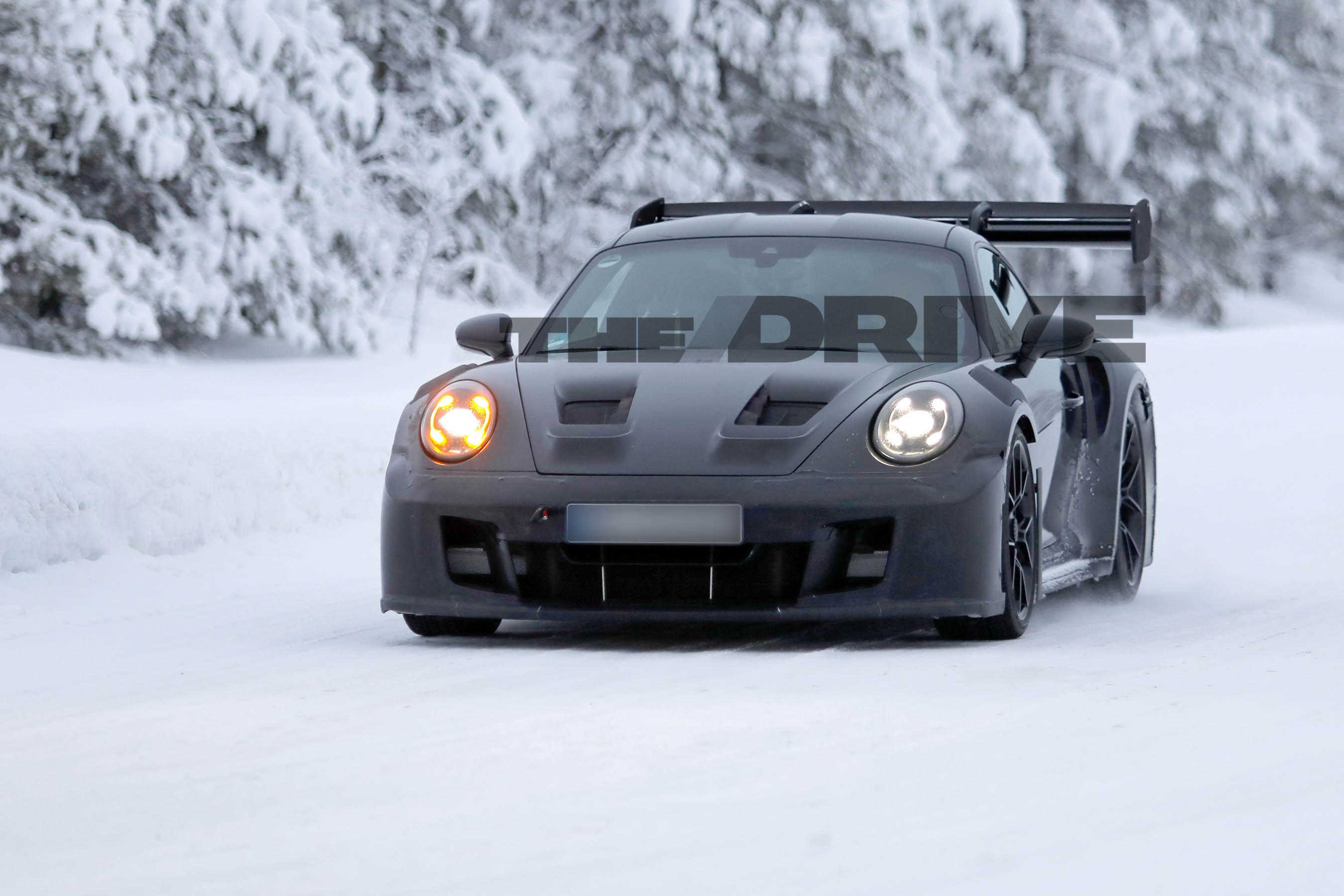 2027 Porsche 911 GT3 RS spy shots