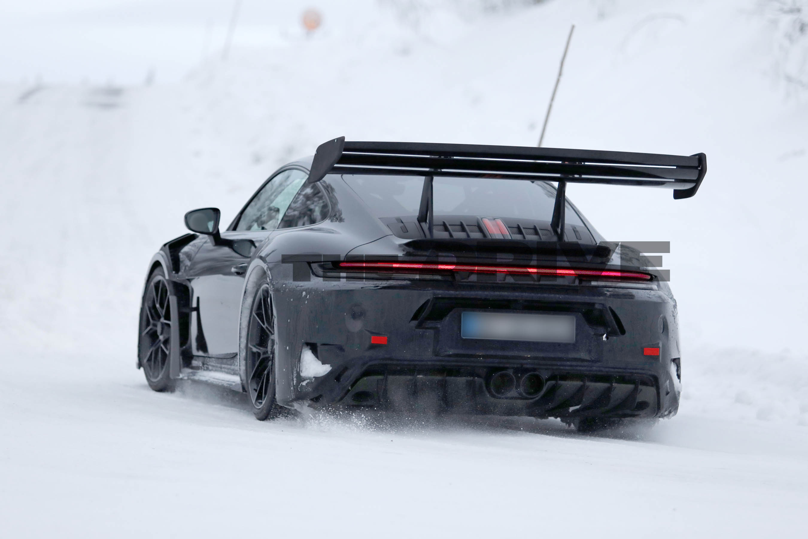 2027 Porsche 911 GT3 RS spy shots