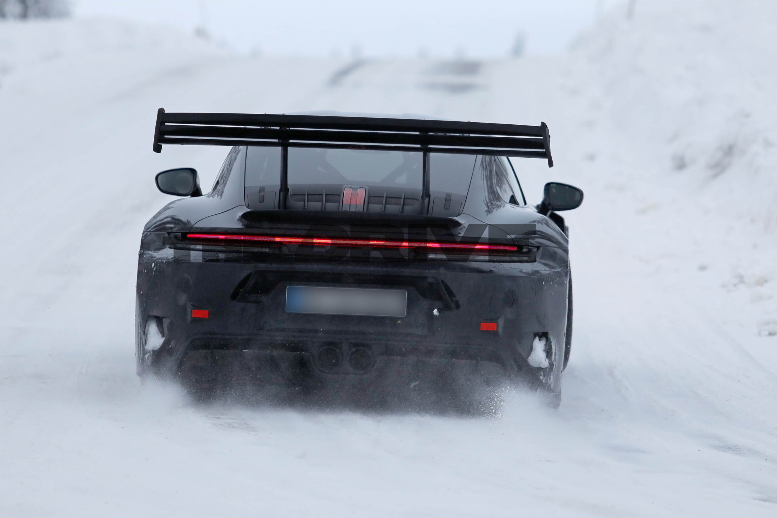 2027 Porsche 911 GT3 RS spy shots