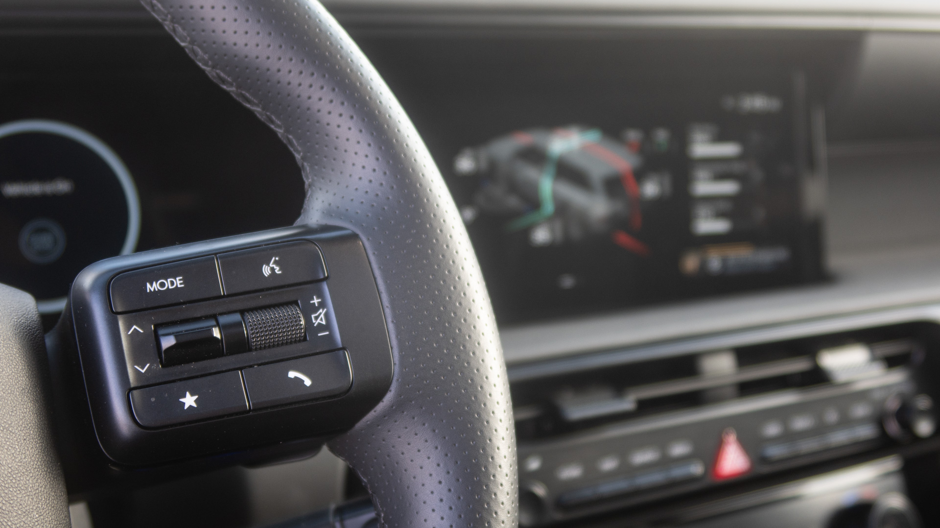 Hyundai Palisade steering controls.