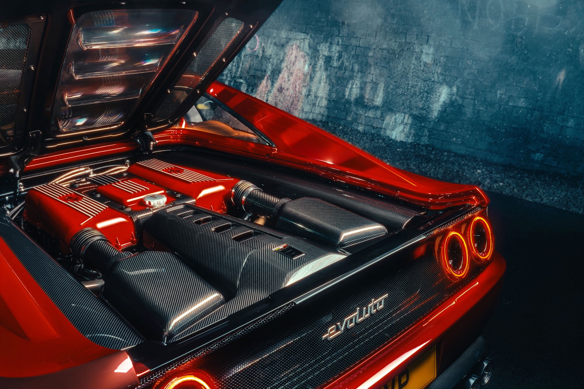 Ferrari 355 by Evoluto engine.