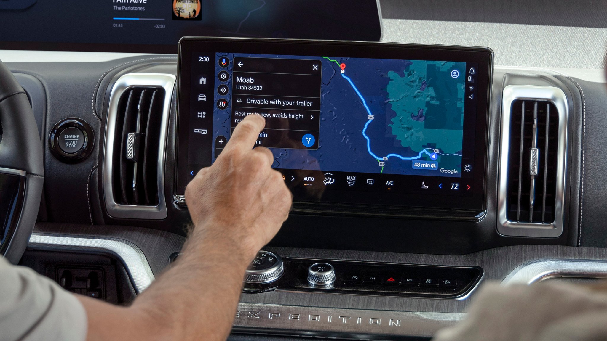 Ford Expedition dashboard touchscreen