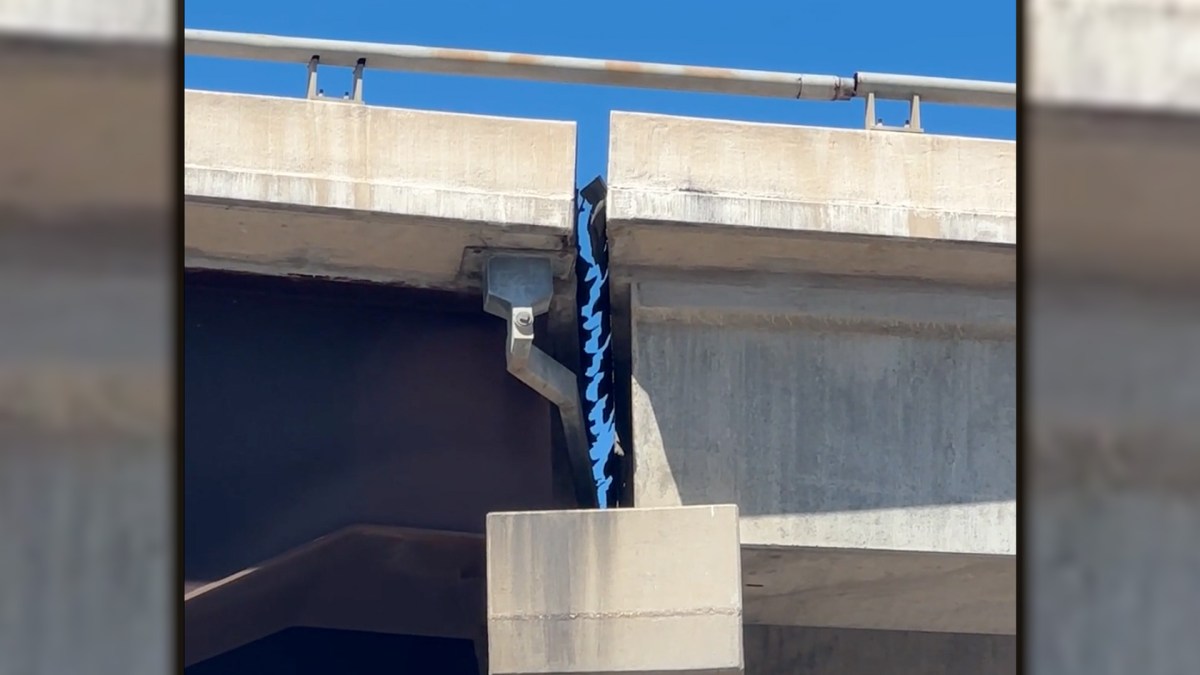 Texas DOT Says I-35 Overpass That’s Obviously Splitting Is ‘Structurally Sound’
