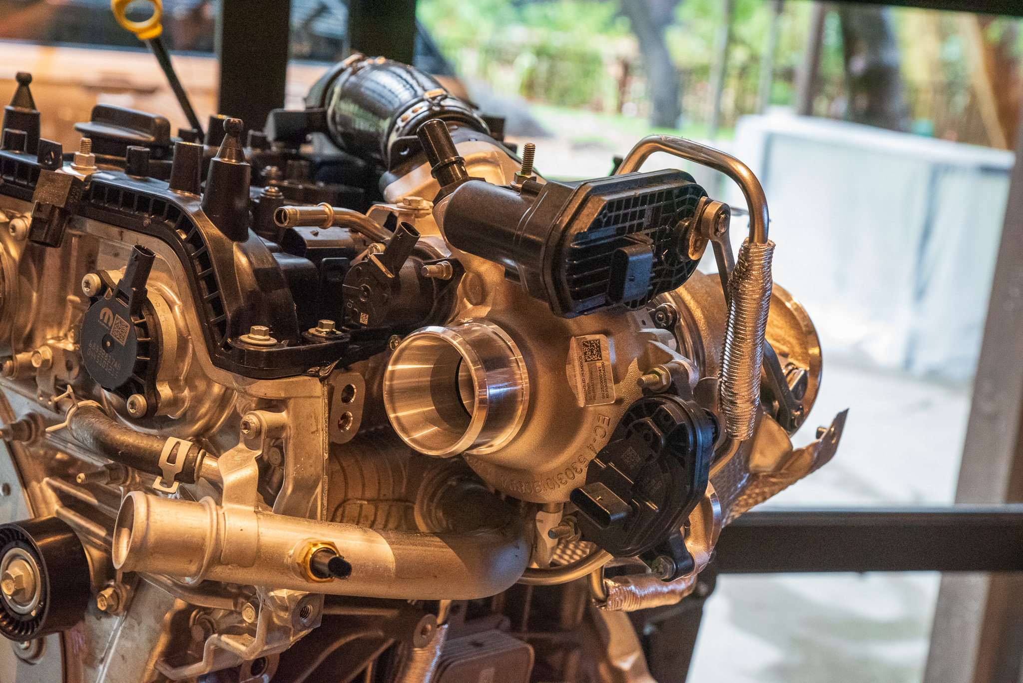 2026 Jeep Grand Cherokee engine