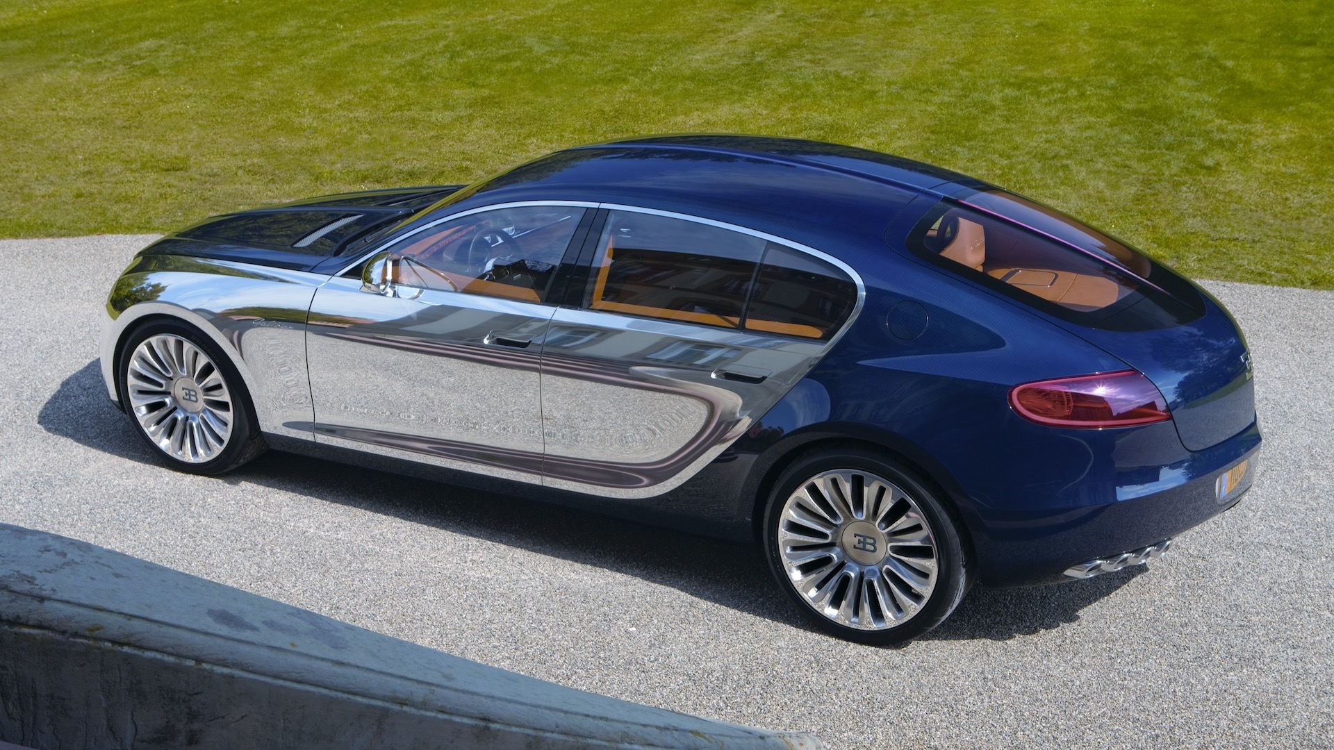 Bugatti 16 C Galibier concept rear quarter view.