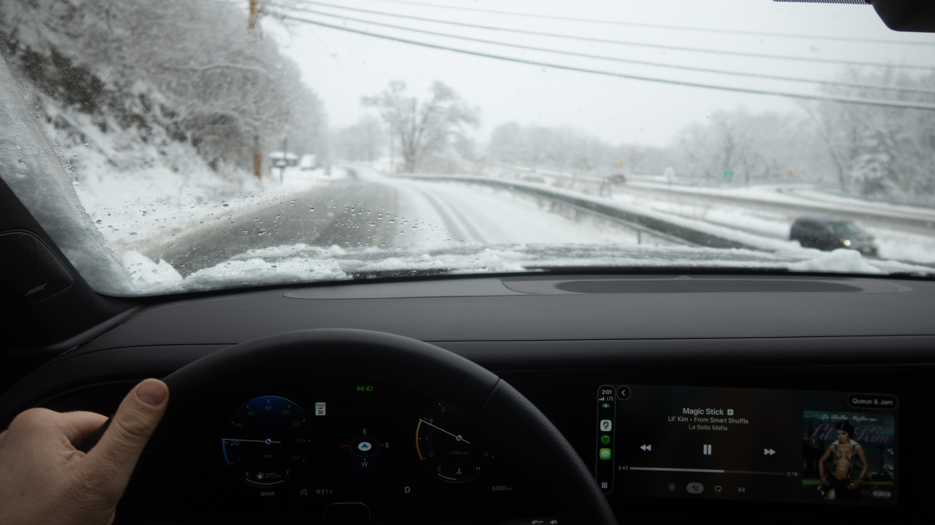 Palisade XRT Pro driving in snow.