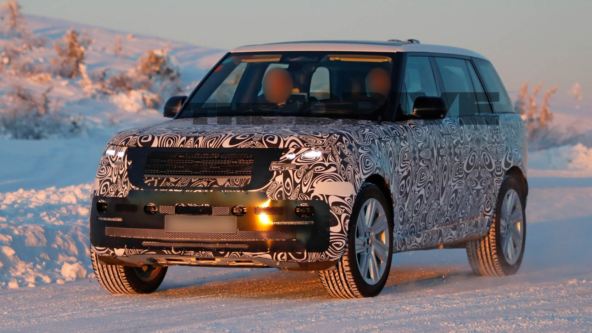 2027 Range Rover spy shots