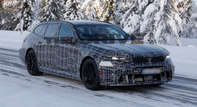2027 BMW M5 Touring spy shots