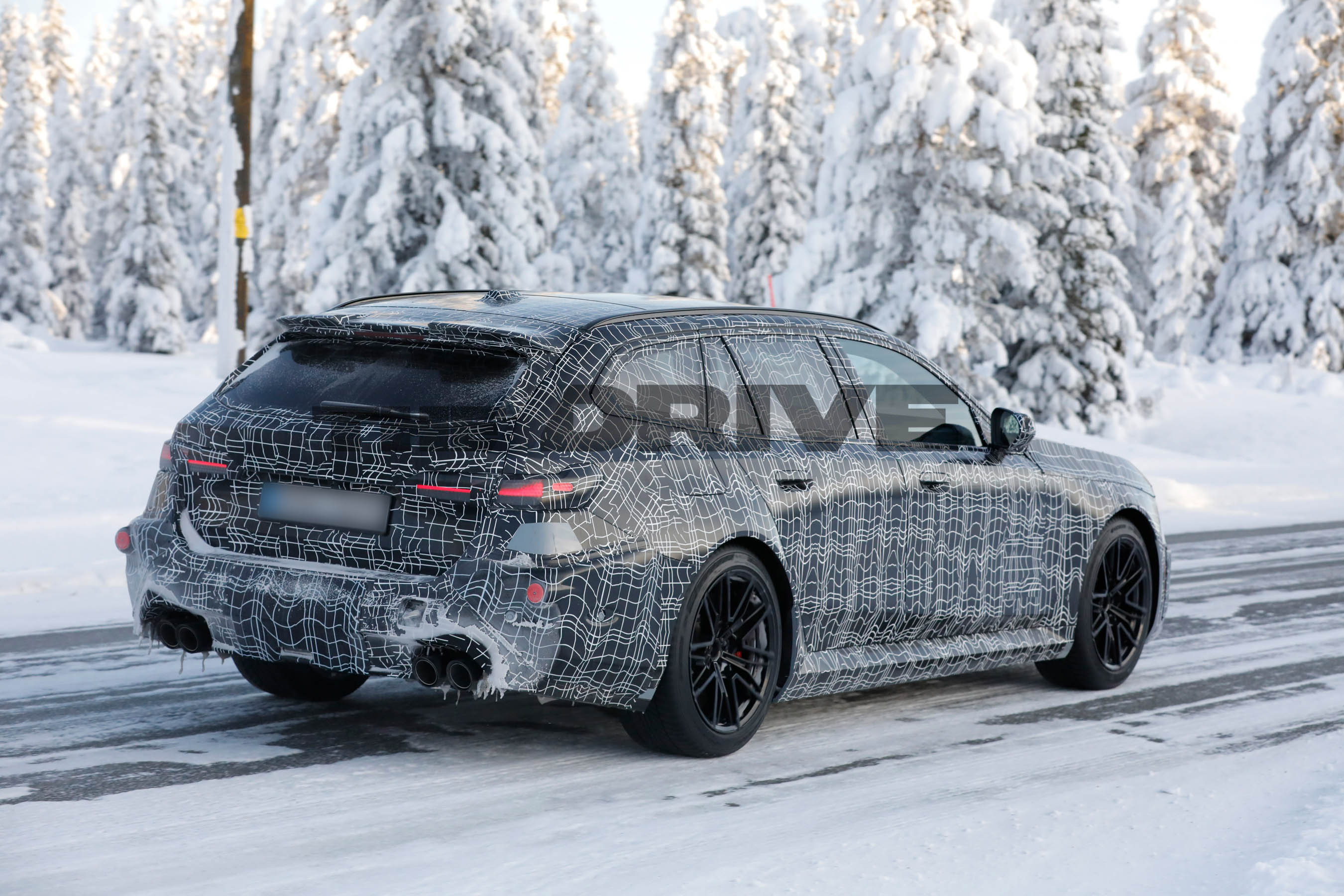 2027 BMW M5 Touring spy shots
