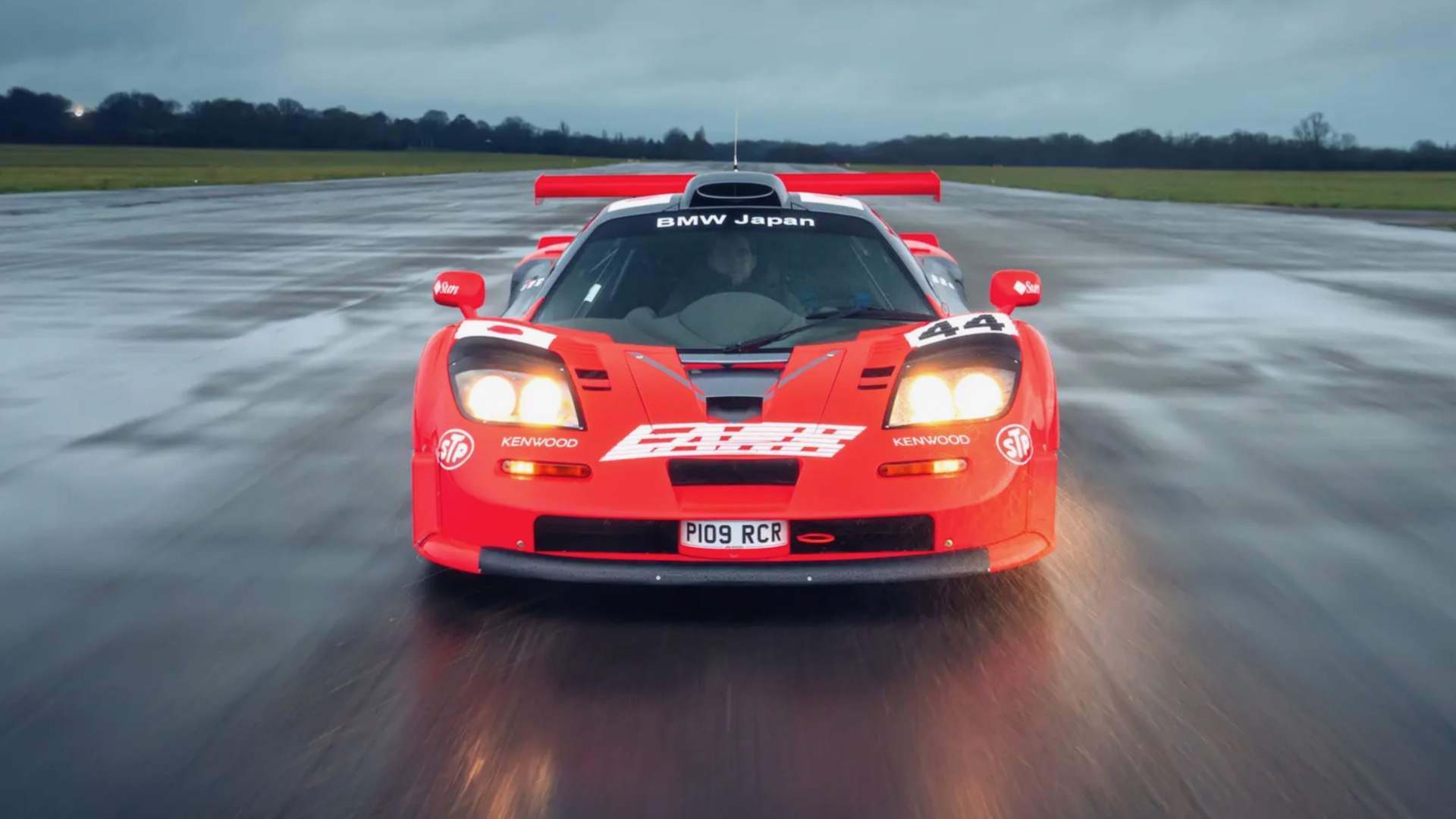 McLaren F1 GTR Longtail chassis 27R front view.