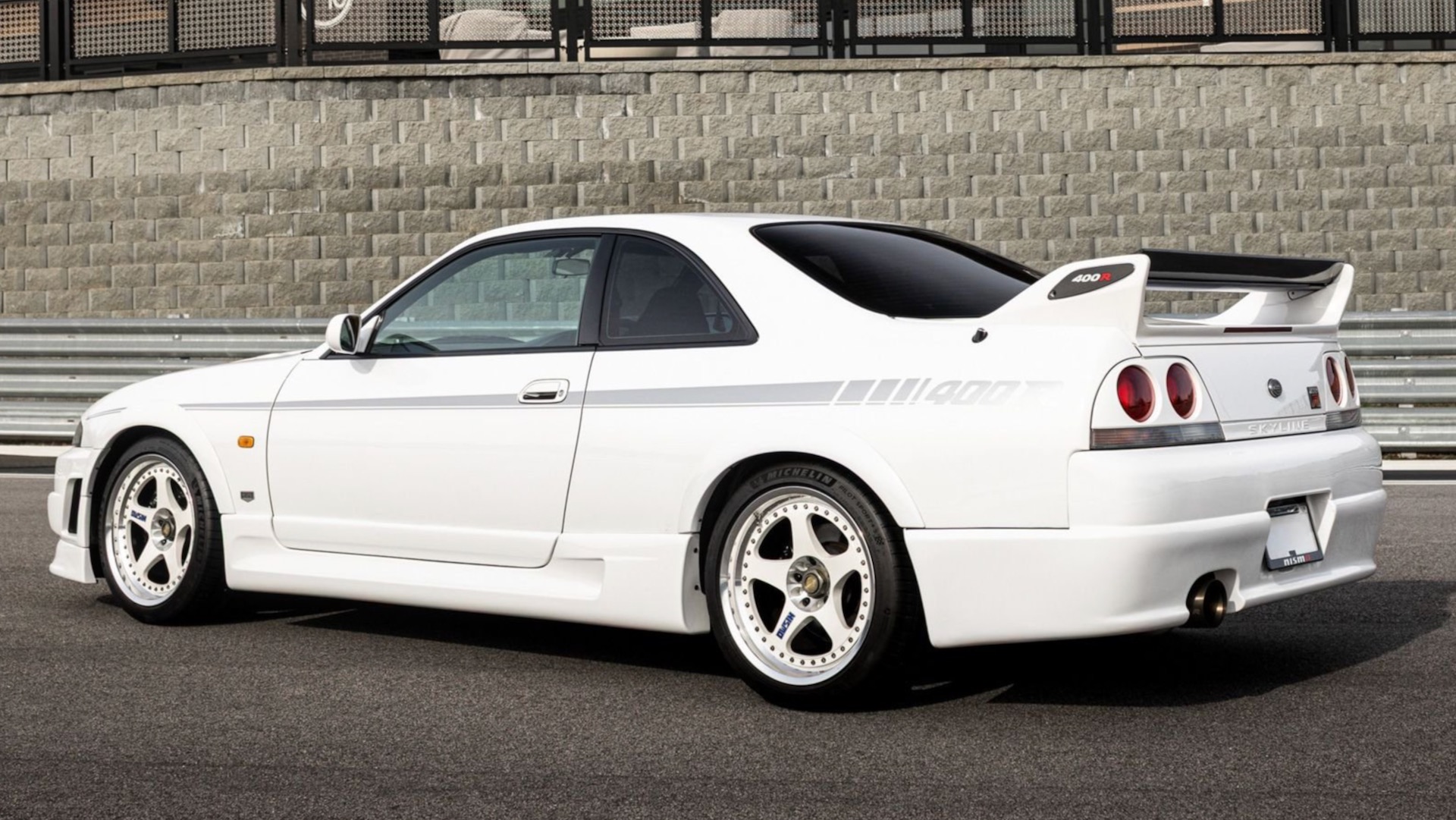 1996 Nissan Skyliner GT-R Nismo 400R rear quarter view.