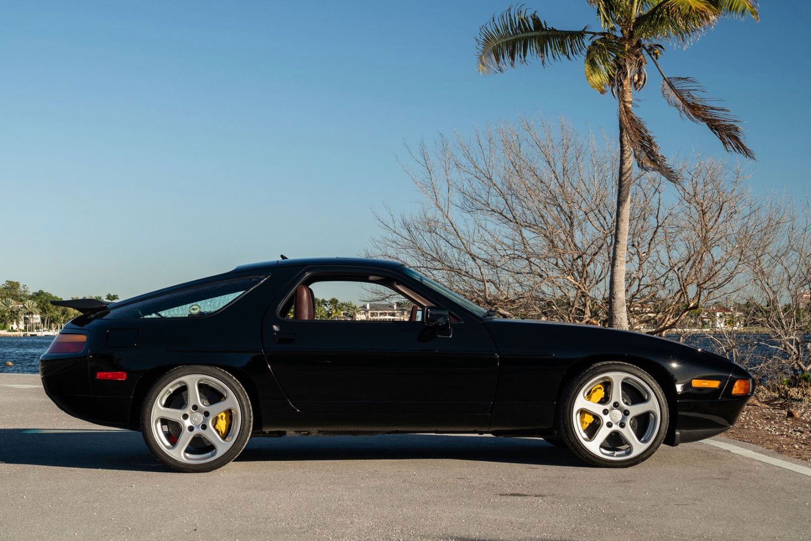 1989 Ruf Porsche 928R profile view.