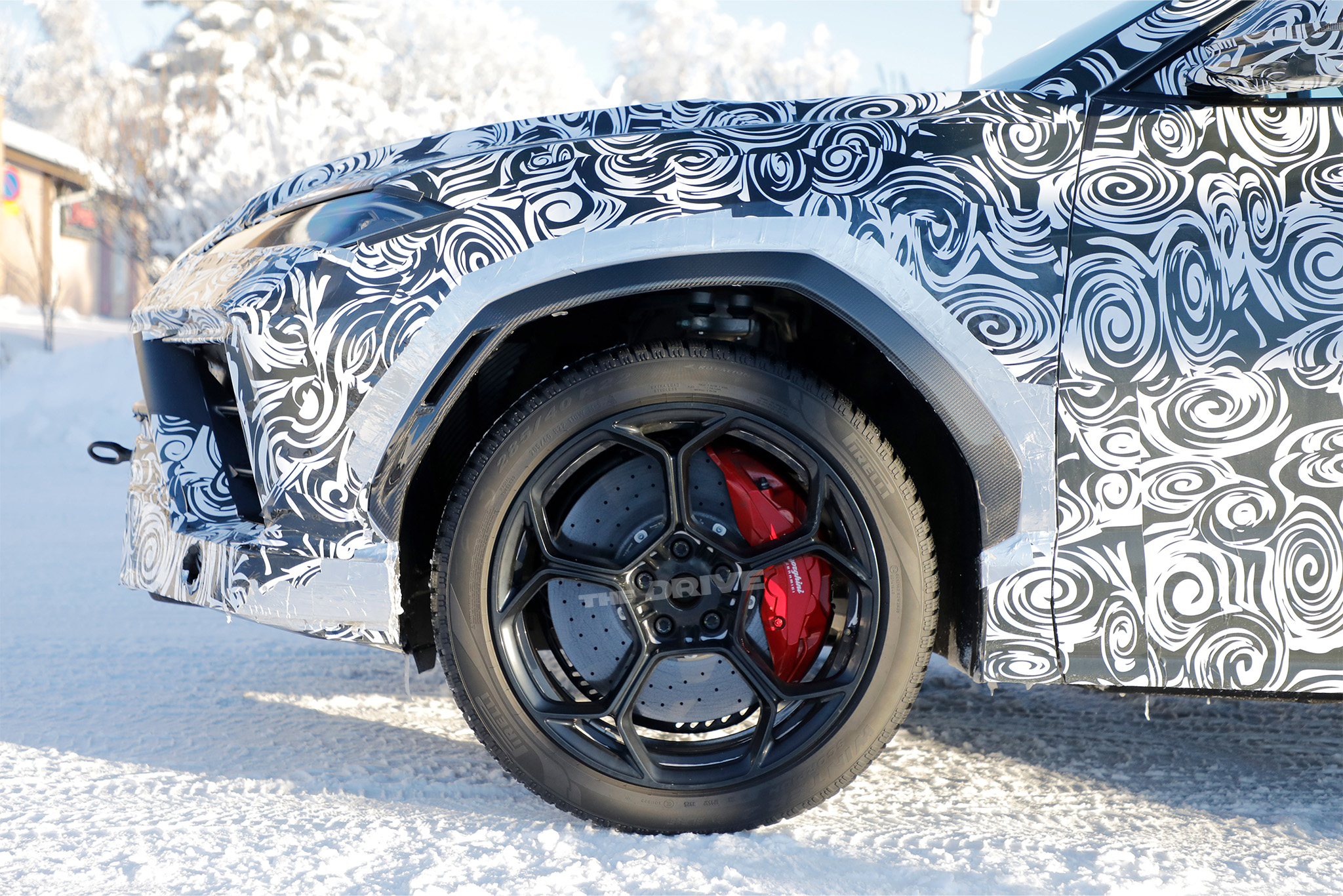 2027 Lamborghini Urus SE Performante spy shots