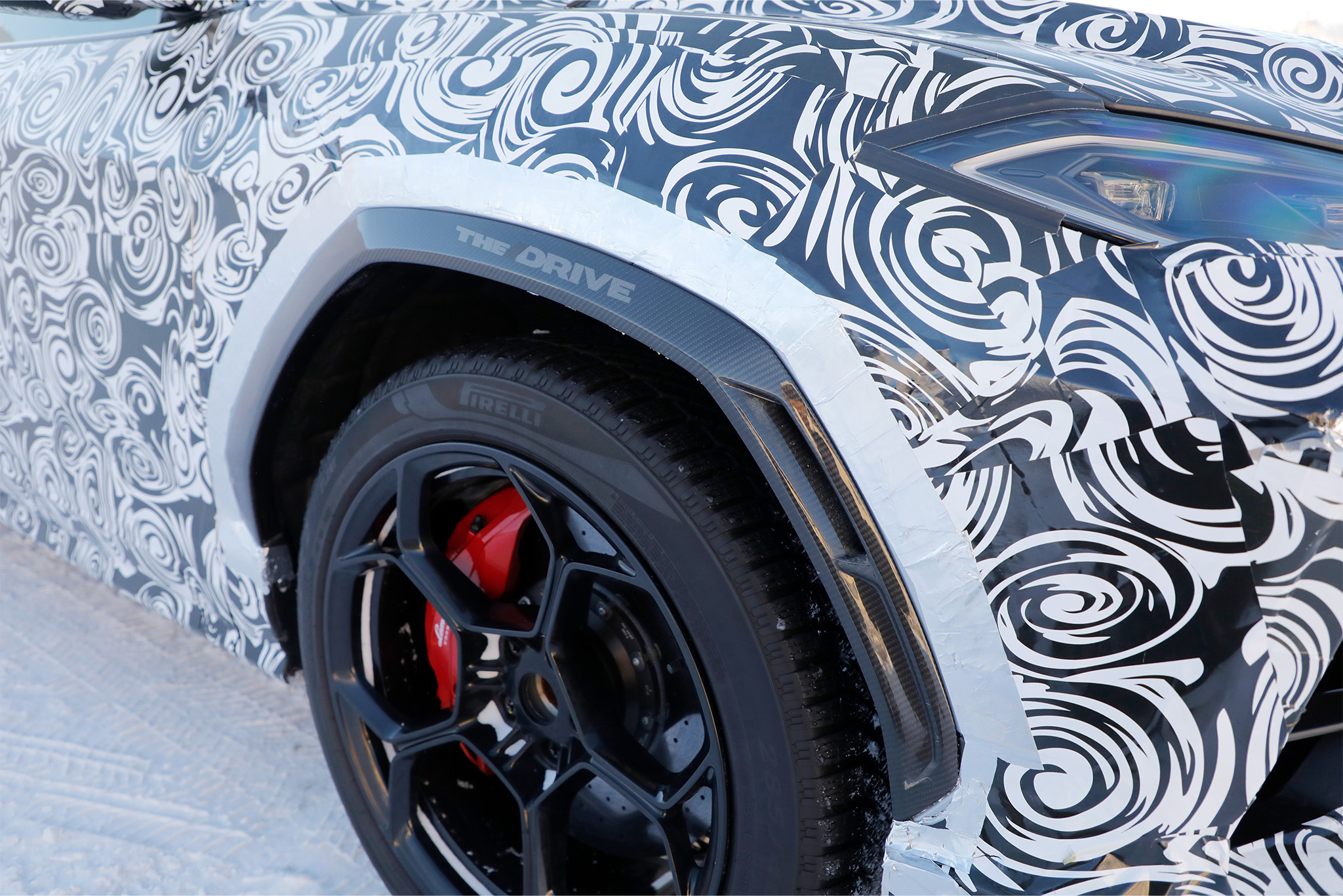 2027 Lamborghini Urus SE Performante spy shots