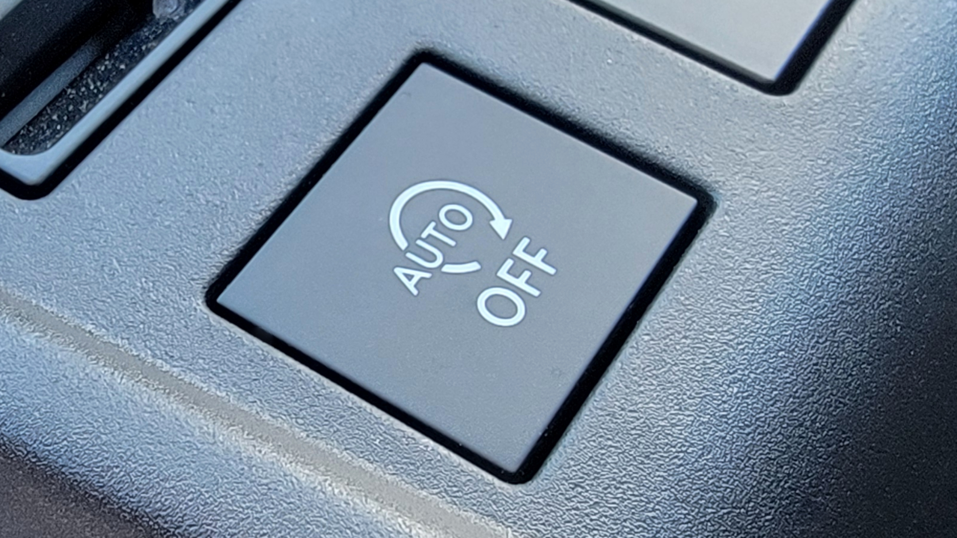 Auto start/stop toggle from a Nissan Sentra