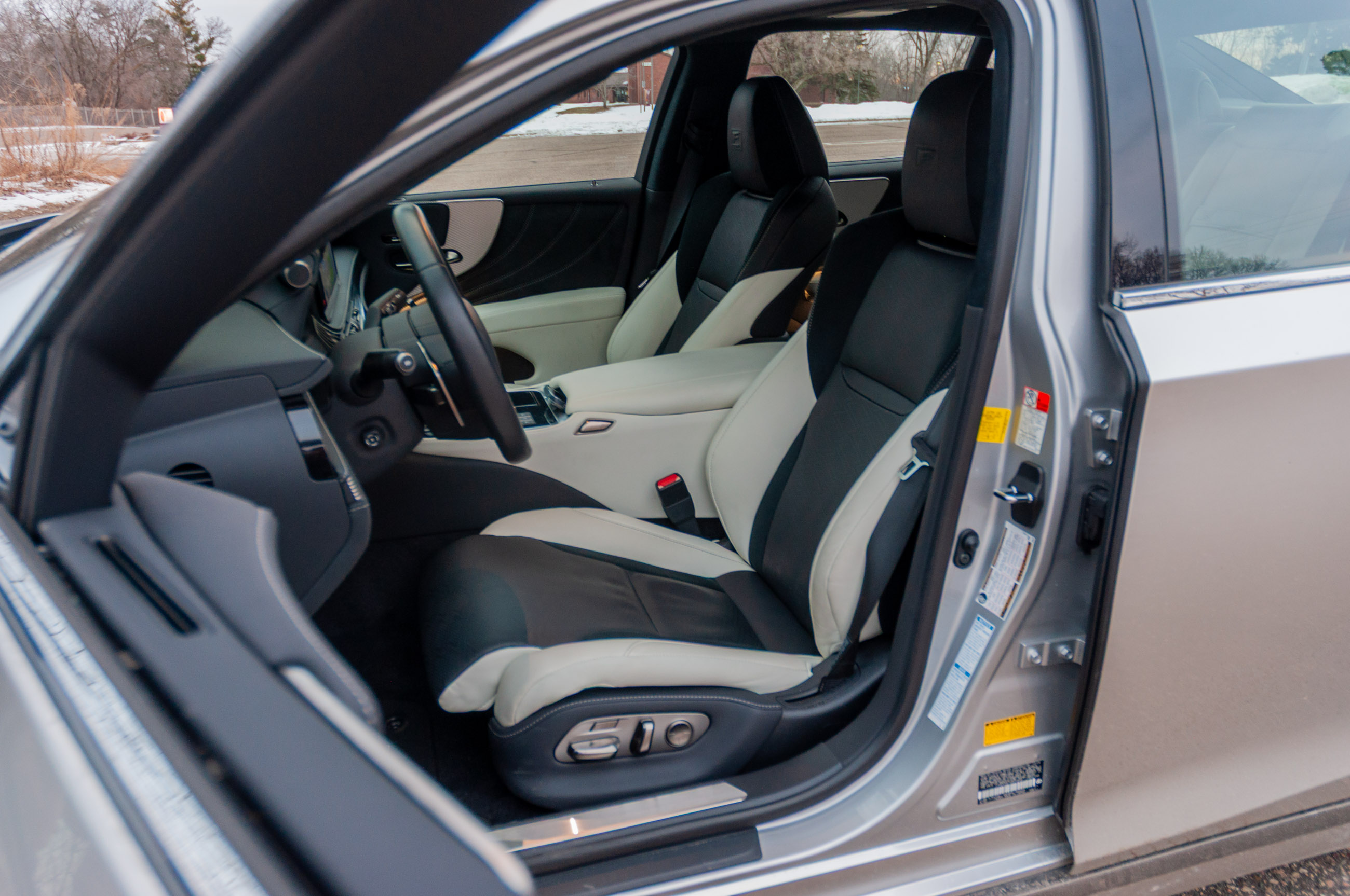 2025 Lexus LS 500 AWD