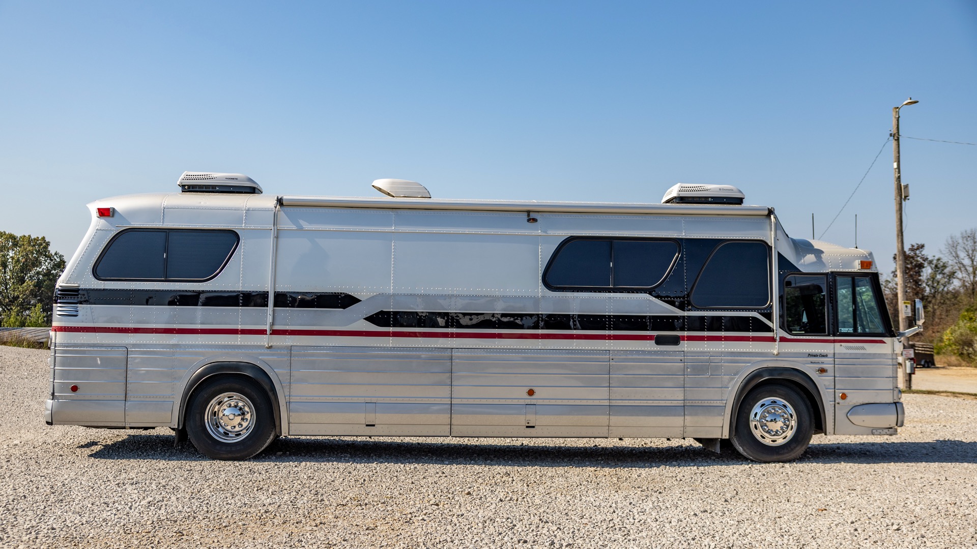 1970 GM bus RV profile view.