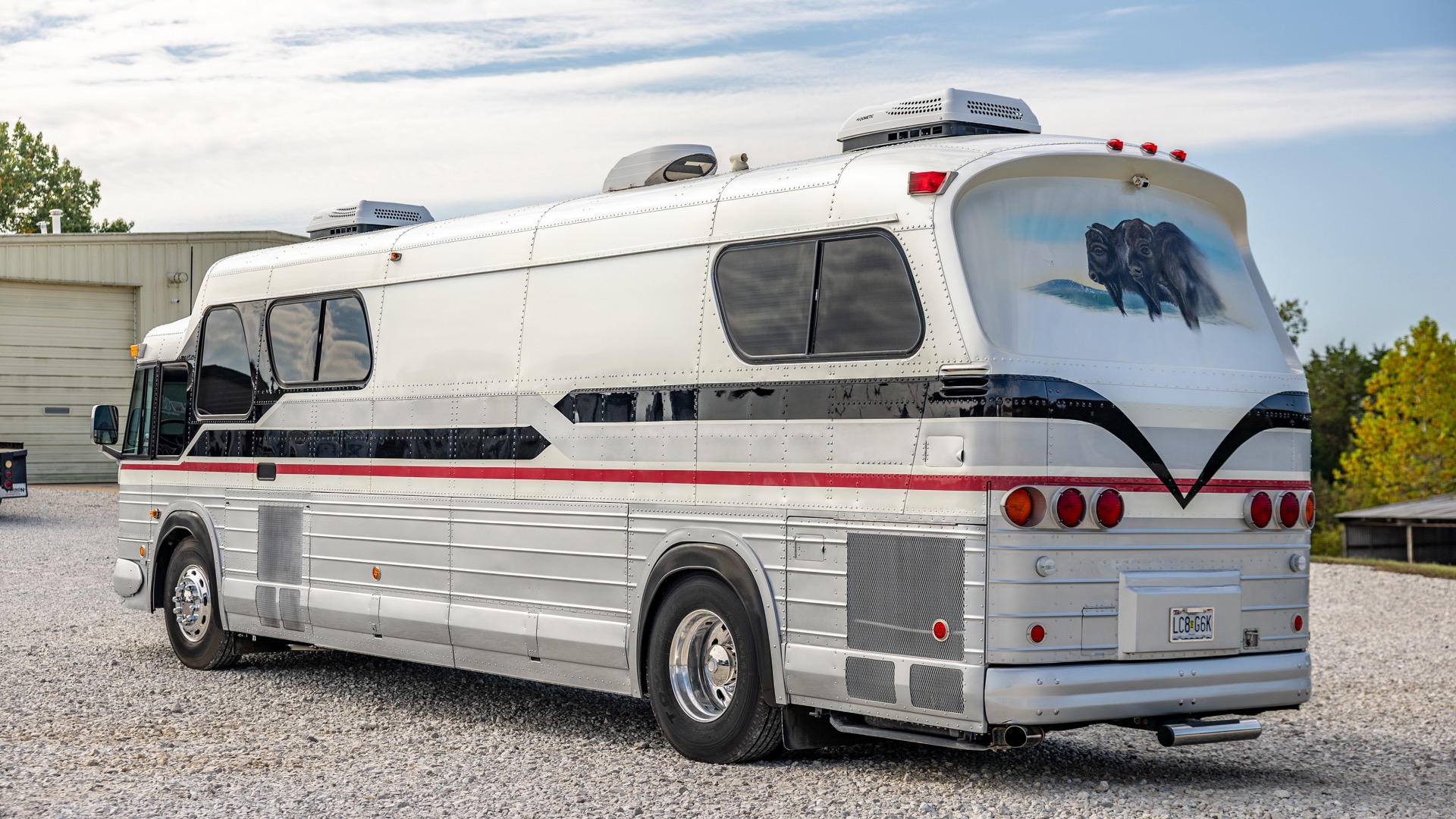 1970 GM bus RV rear quarter view.