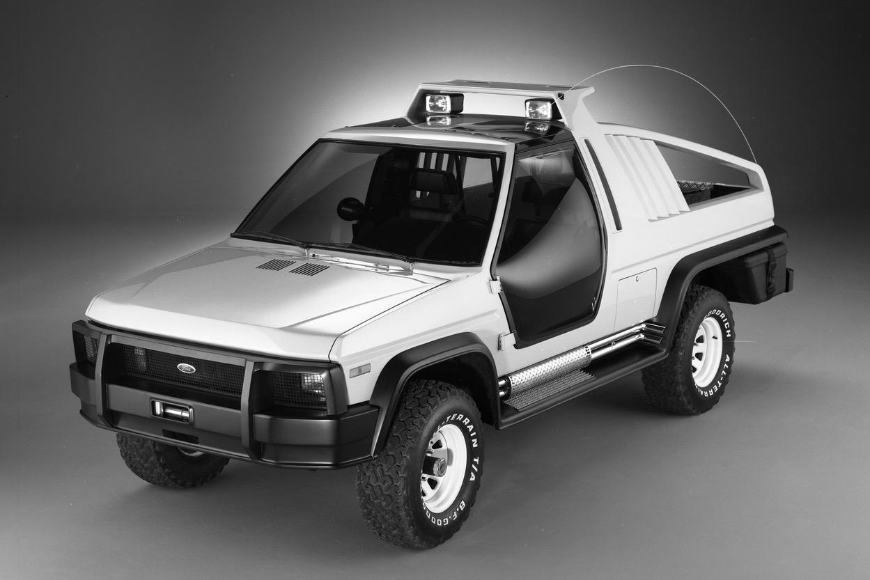 Ford's Forgotten Futuristic Bronco Concept - image 3