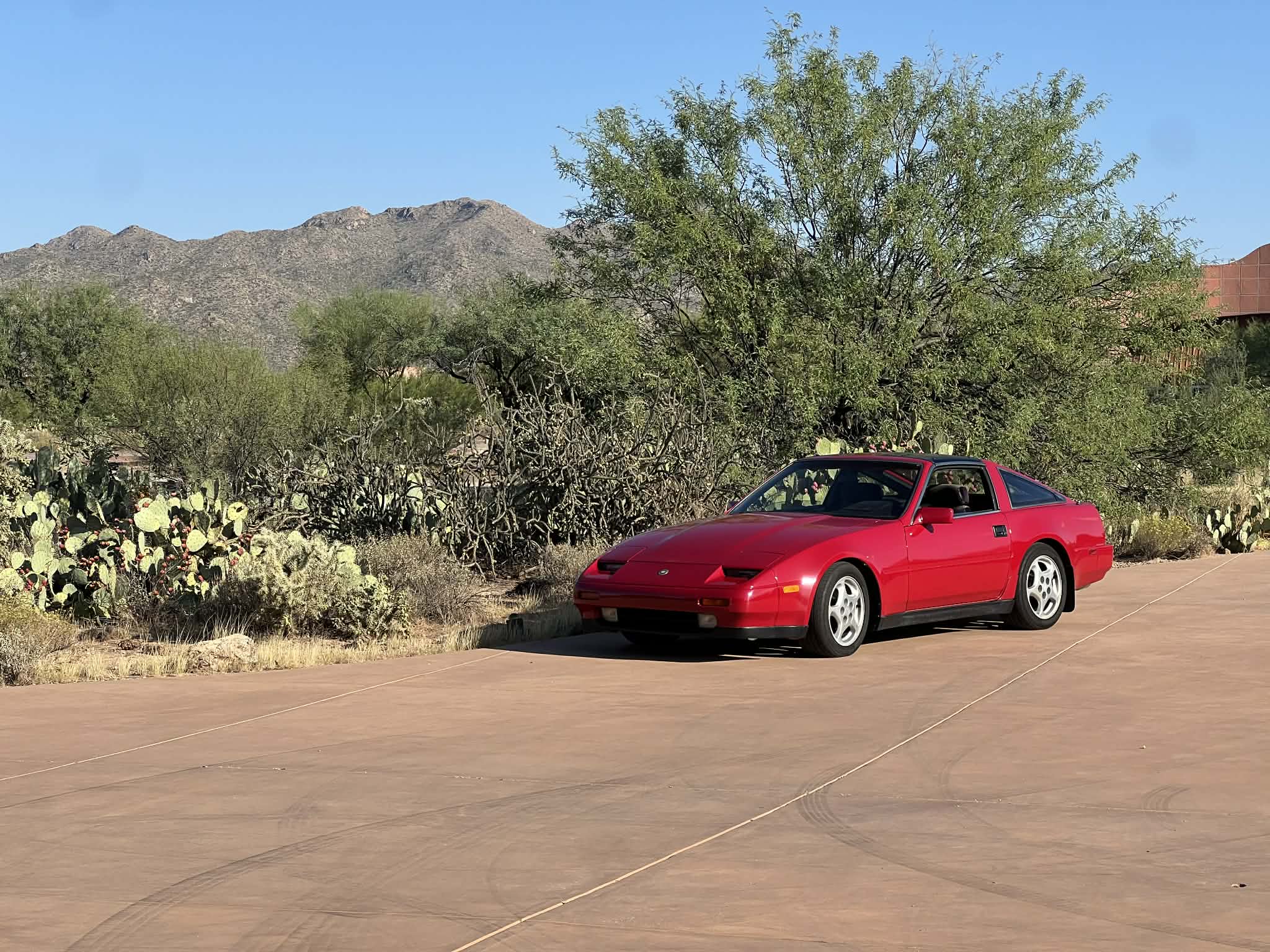 Nissan 300ZX modified to run ECU tuning interface on Steam Deck portable gaming device