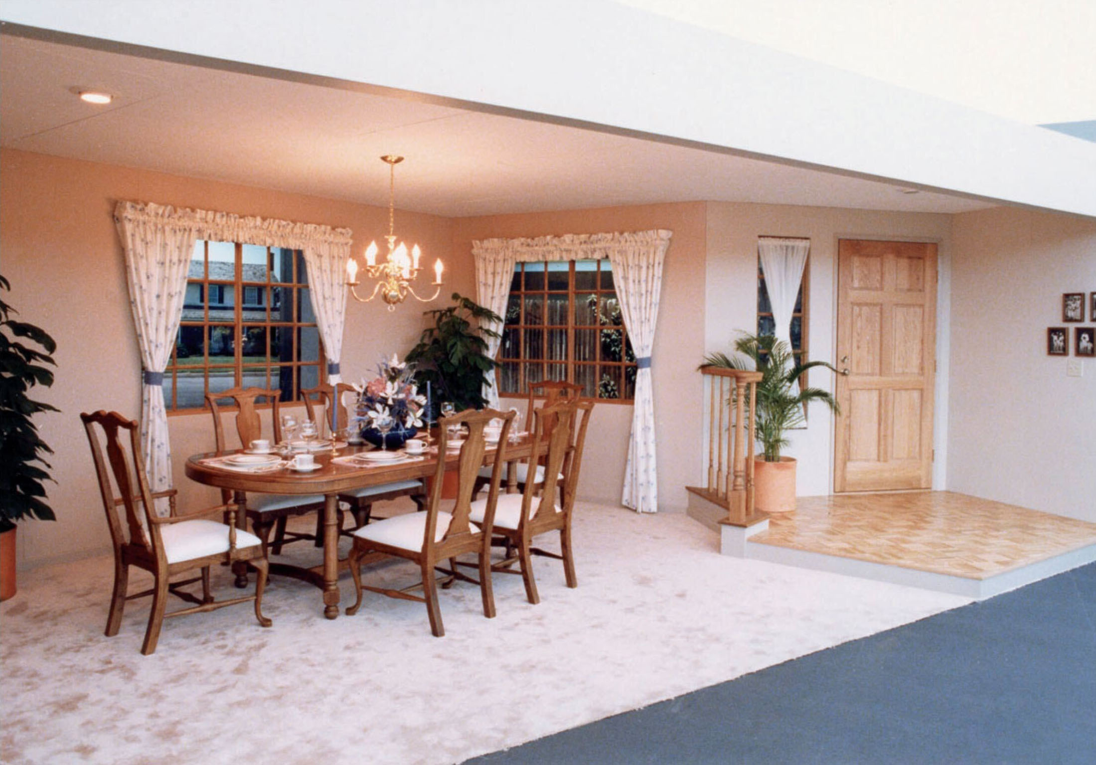 The fake dining room that Calty installed in Japan for Toyota executives to explore 40 years ago.