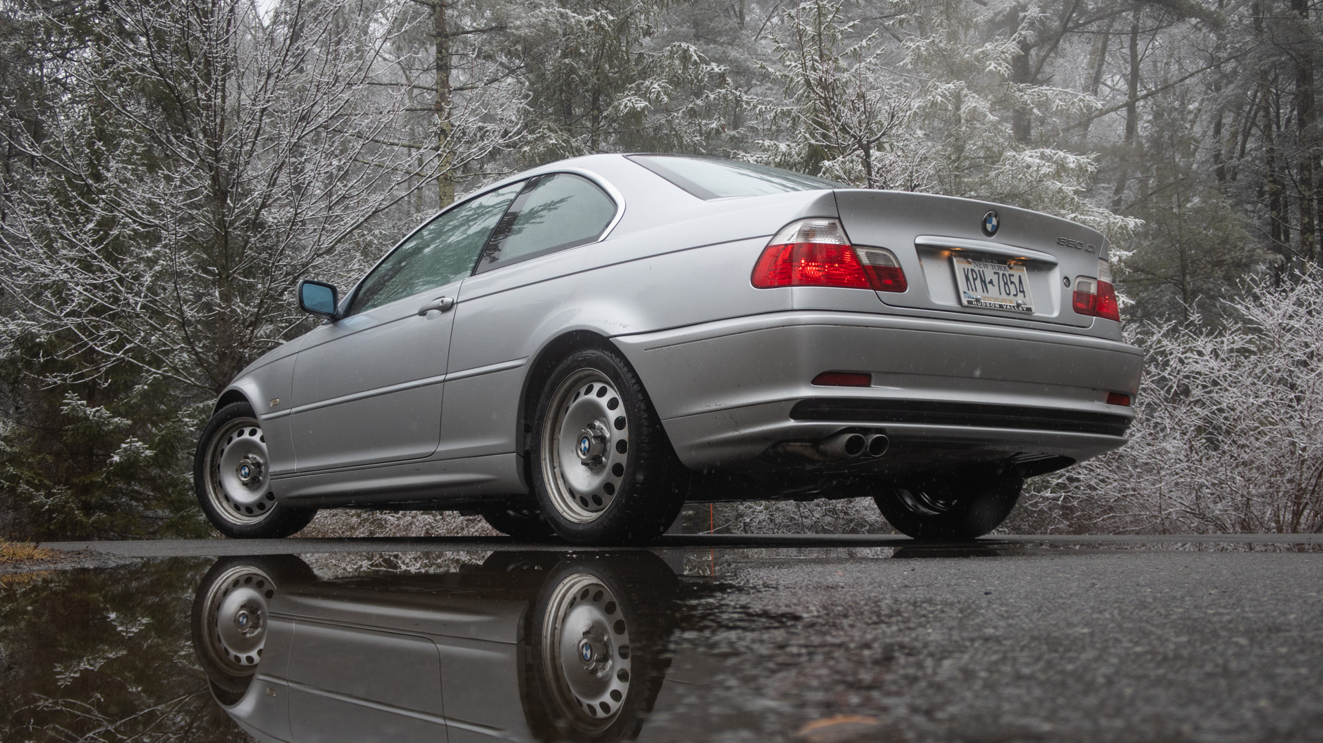 Kumho Solus HA32 tire mounted on BMW E46 3 Series