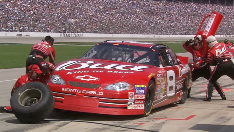 Dale Earnhardt Jr. pits at the 2001 Harrah's 500 at Texas Motor Speedway.