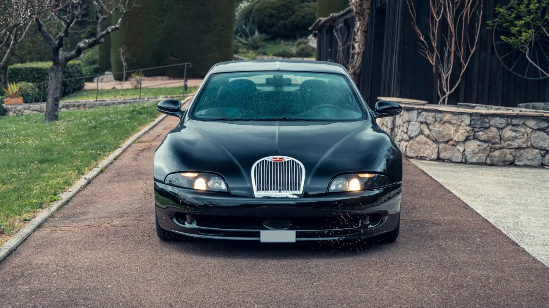 Bugatti EB112 front