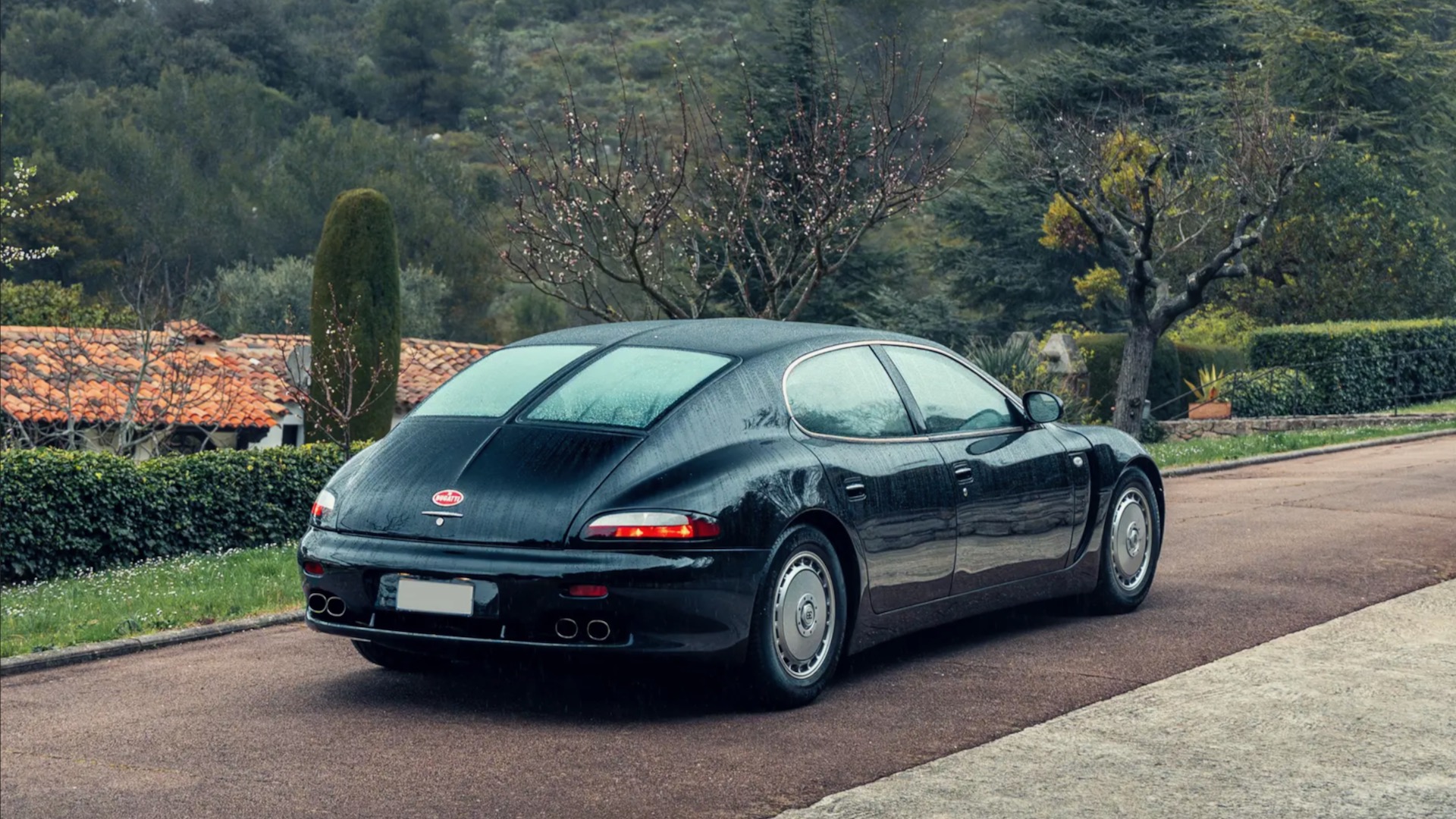 Bugatti EB112 rear quarter