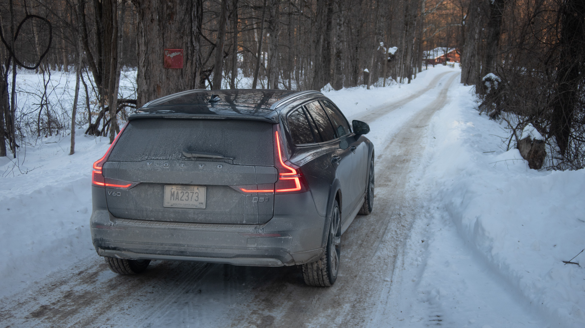 Volvo V60 CC on an adventure.