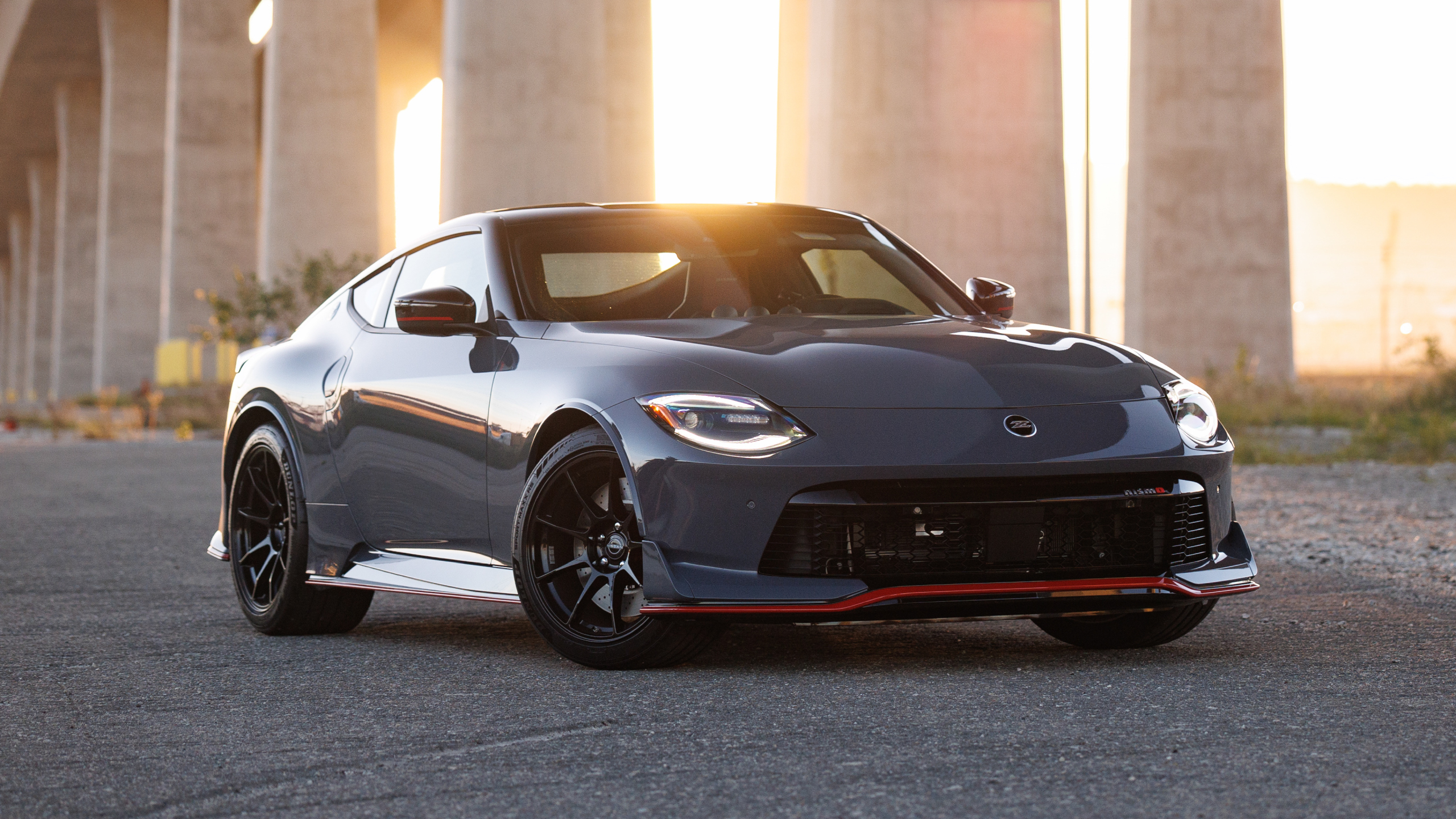 ニスモ You Asked For It: 2027 Nissan Z NISMO Gains a Six-Speed Manual
