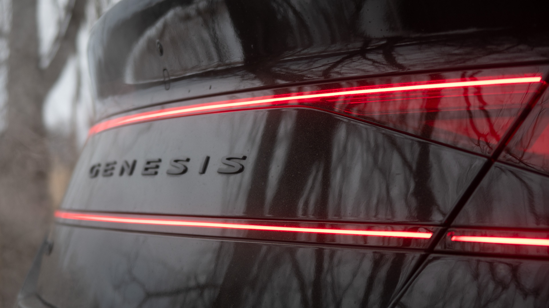 2026 Genesis G90 taillight.