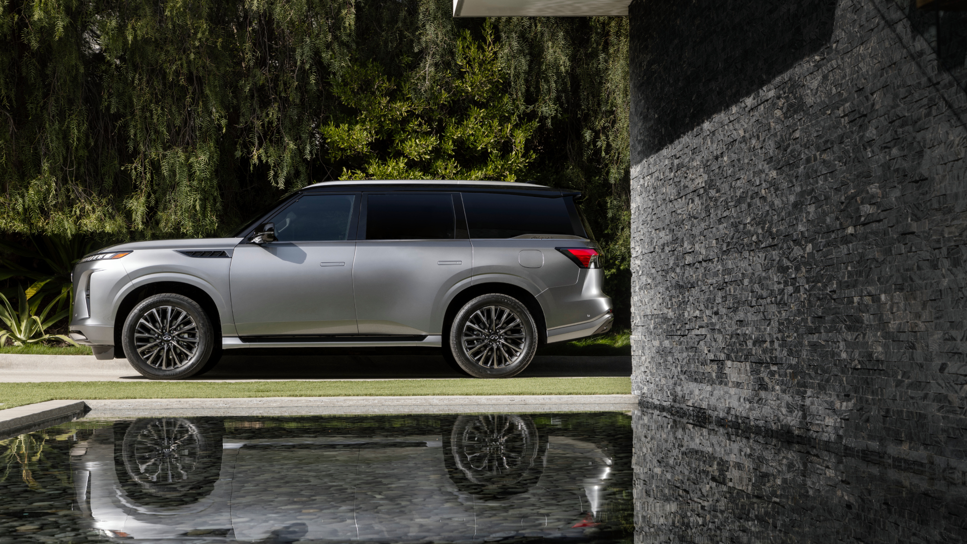 All-new 2026 INFINITI QX80 reimagines the luxury SUV. Cutting-edge technology, precisely tailored design and expert craftsmanship elevate INFINITIs flagship.