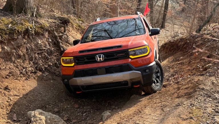 Honda Passport TrailSport off-road