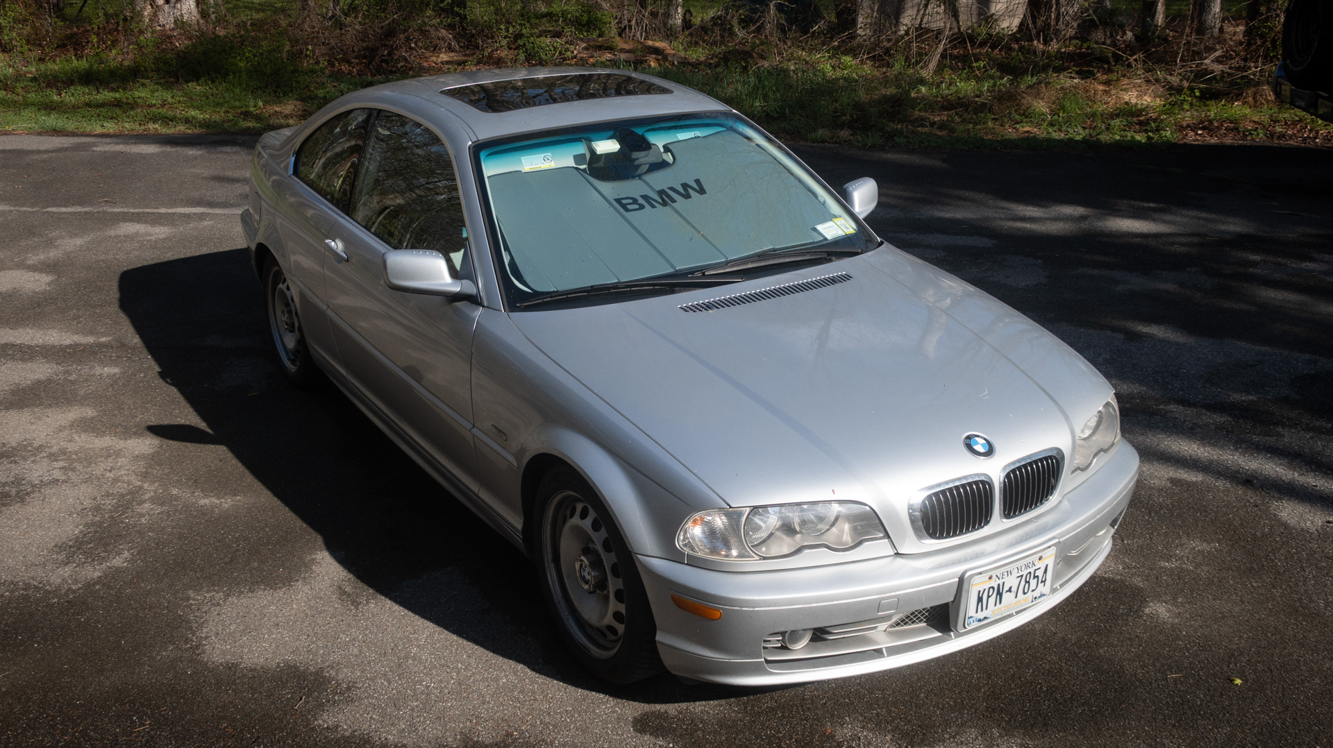 BMW E46 with sun shade