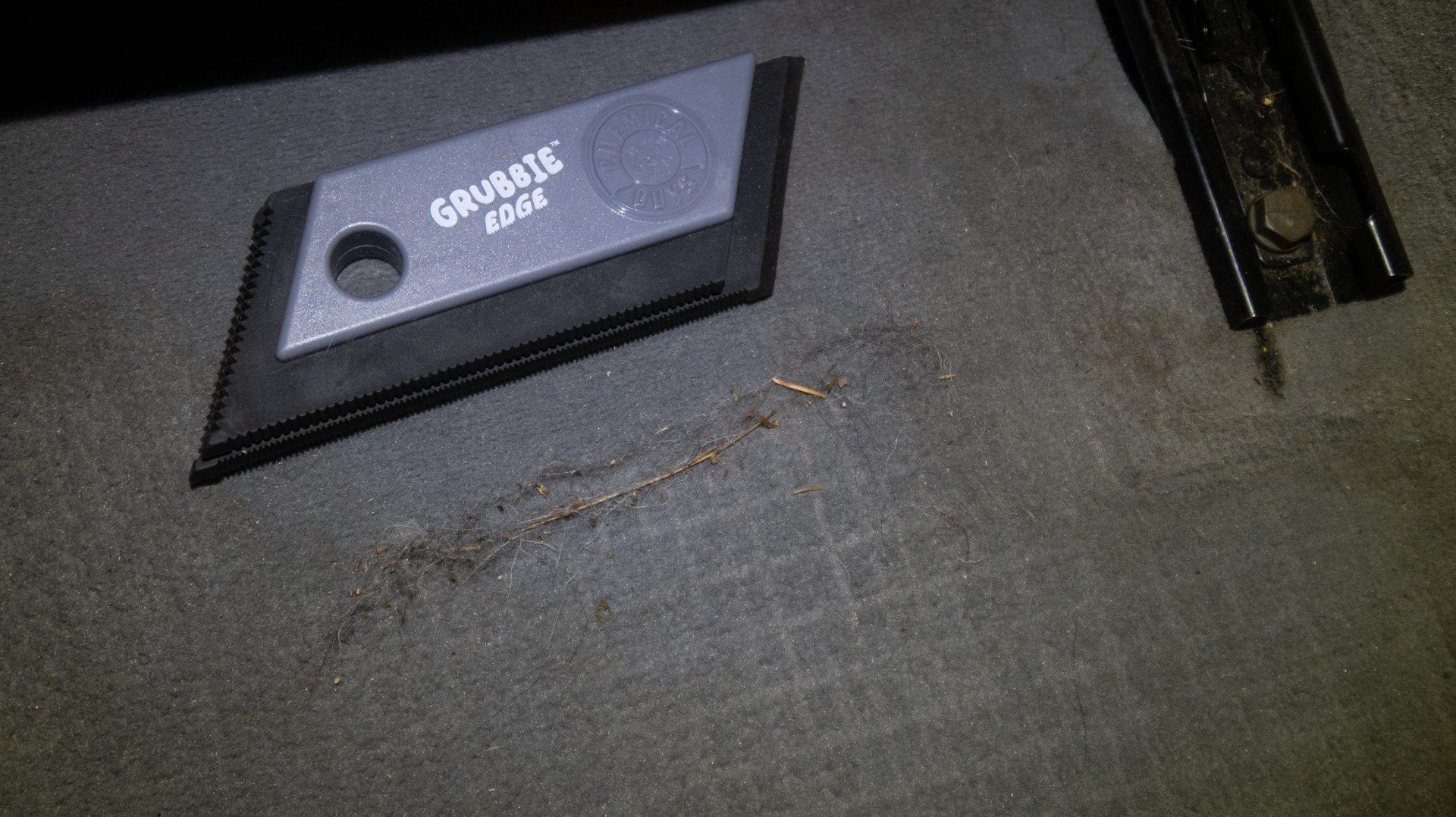 Chemical Guys pet hair removal tool demo.