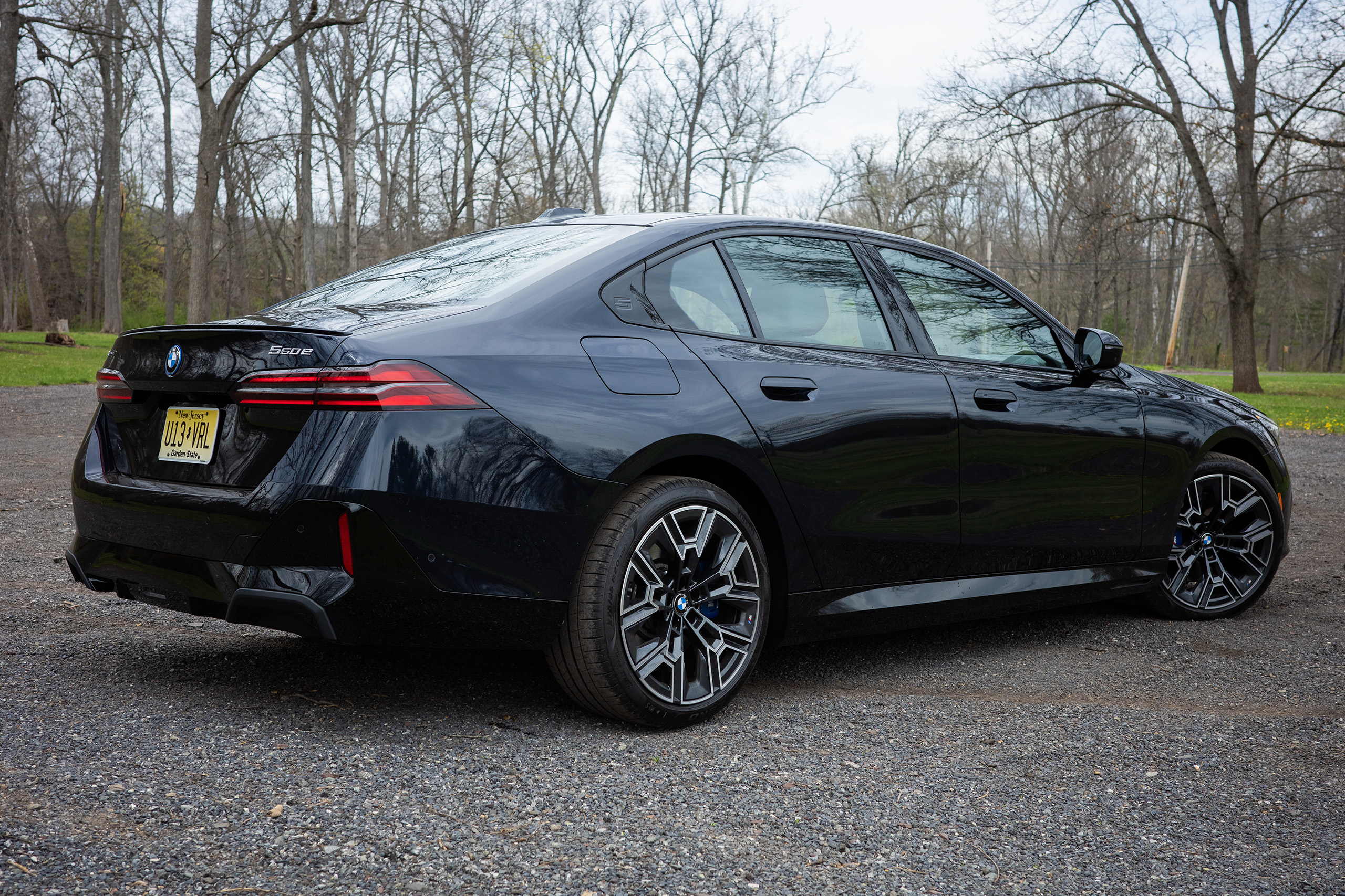 2026 BMW 550e xDrive 評測：一款需要理性思考的插電式混合動力奇蹟