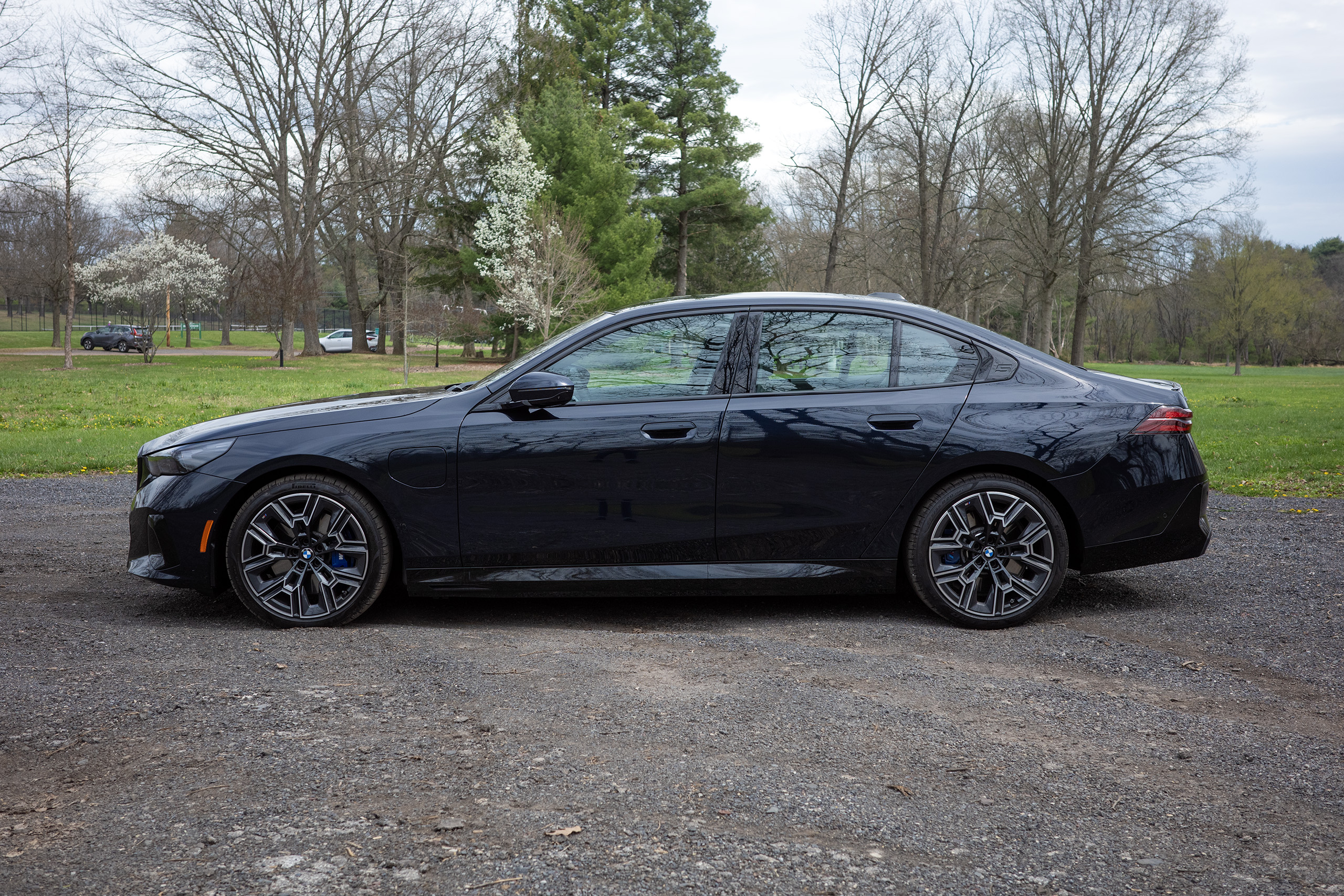 2026 BMW 550e xDrive 評測：一款需要理性思考的插電式混合動力奇蹟
