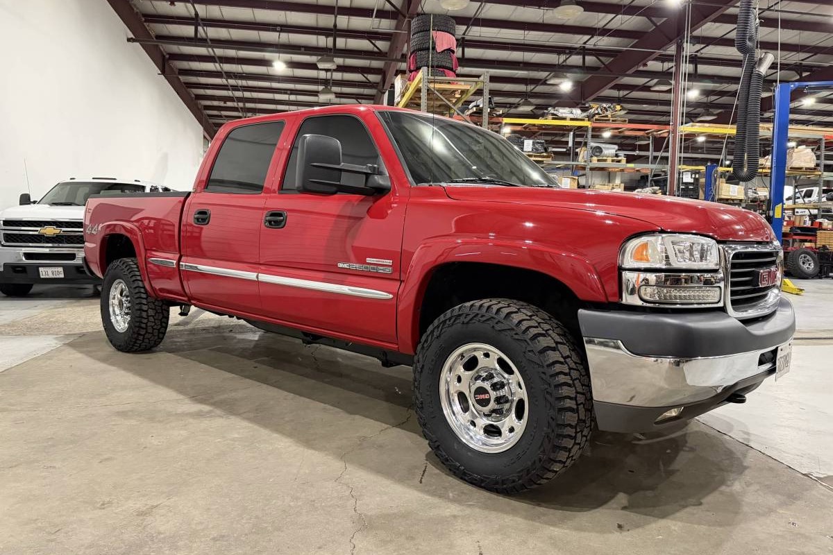 Wehrli Custom Fabrication PYO wheels on GMC Sierra