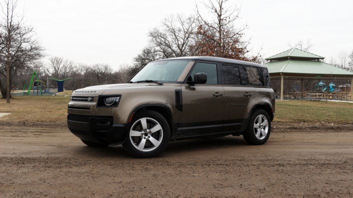 2025 Land Rover Defender 110 V8