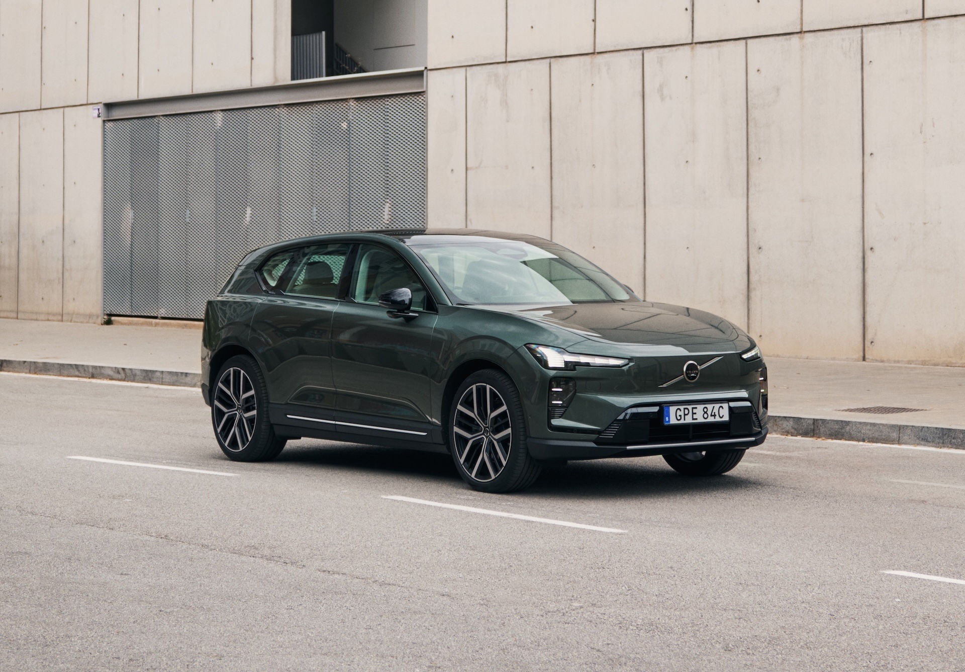 2027 Volvo EX60 First-Drive Review: A Luxe EV That Gets Smart, Not