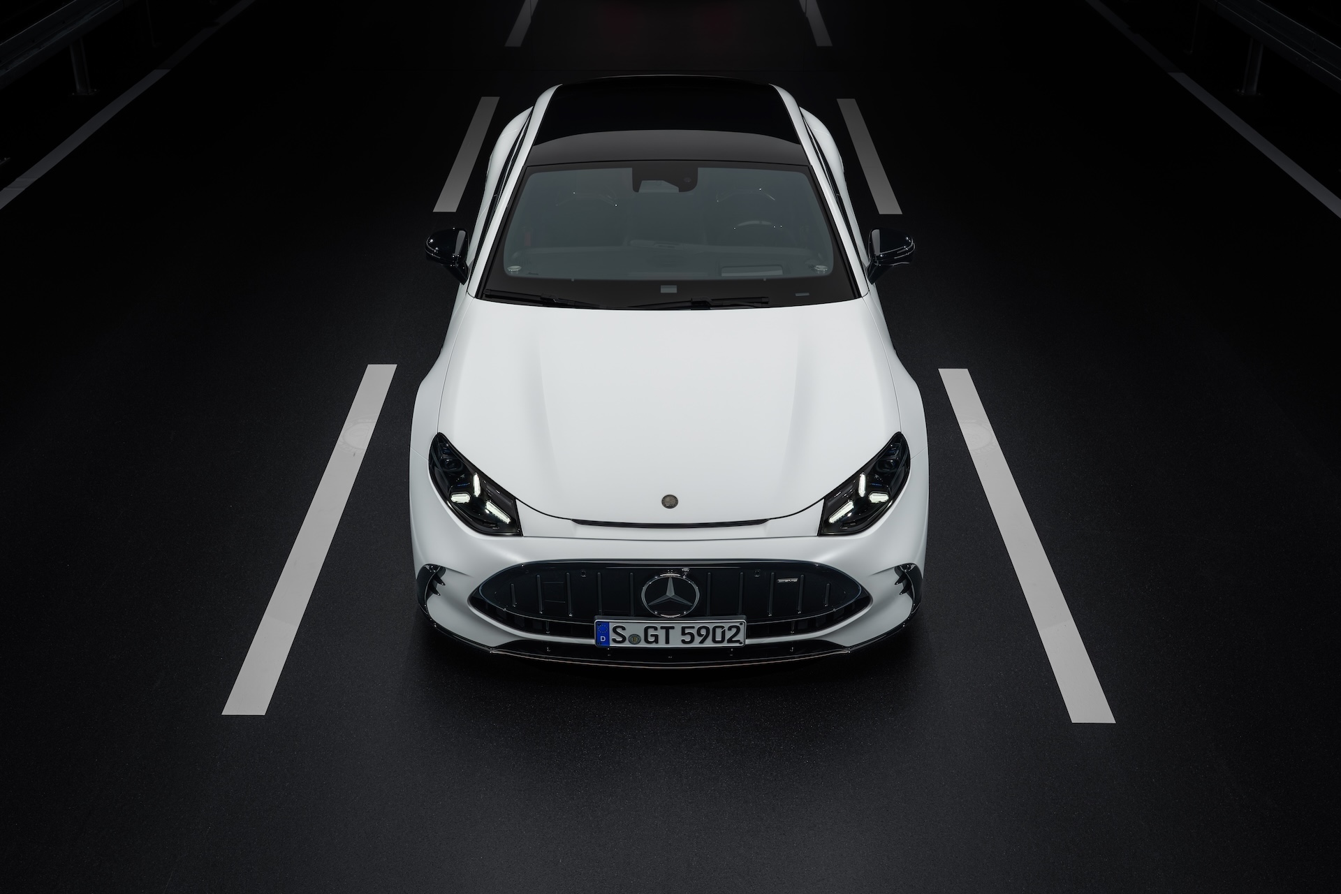 Das neue Mercedes-AMG GT 63 4-Türer Coupé, 2026. Mercedes-AMG GT 63 4-Türer Coupé | Energieverbrauch kombiniert 21,0-17,9 kWh/100 km | CO2 Emissionen kombiniert 0 g/km | CO2-Klasse: A // The all-new Mercedes-AMG GT 63 4-Door Coupé, 2026. Mercedes‑AMG GT 63 4-Door Coupé | combined energy consumption 21.0-17.9 kWh/100 km | combined CO2 emissions 0 g/km | CO2 class: A