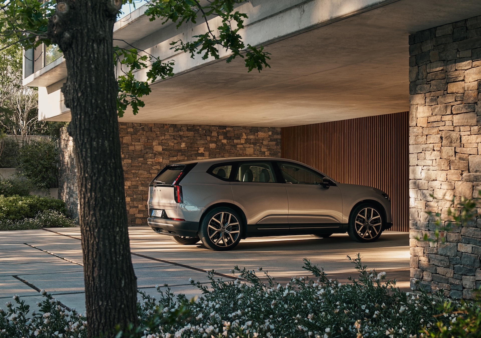 2027 Volvo EX60 First-Drive Review: A Luxe EV That Gets Smart, Not