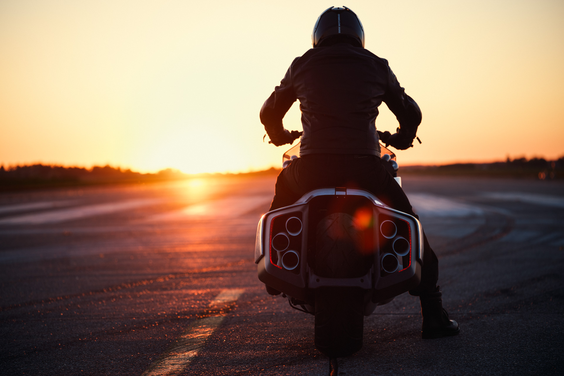 BMW Vision K18 concept motorcycle
