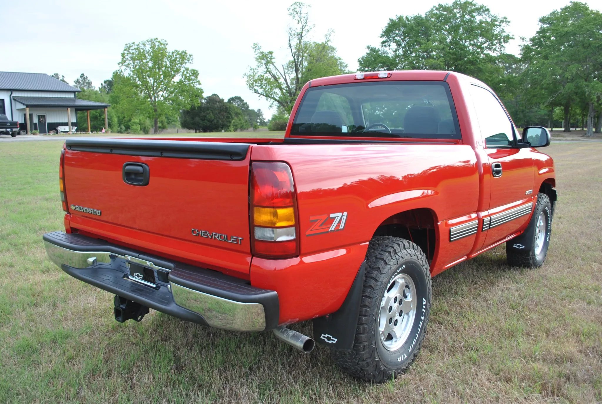 Like-new 2000 Chevy Silverado