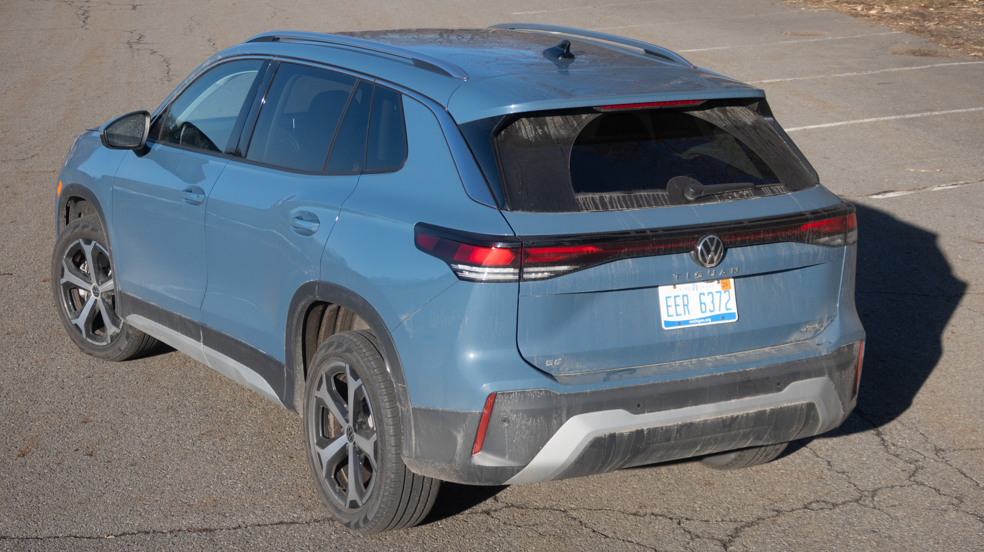 VW Tiguan, Monterey Blue (rear quarter)
