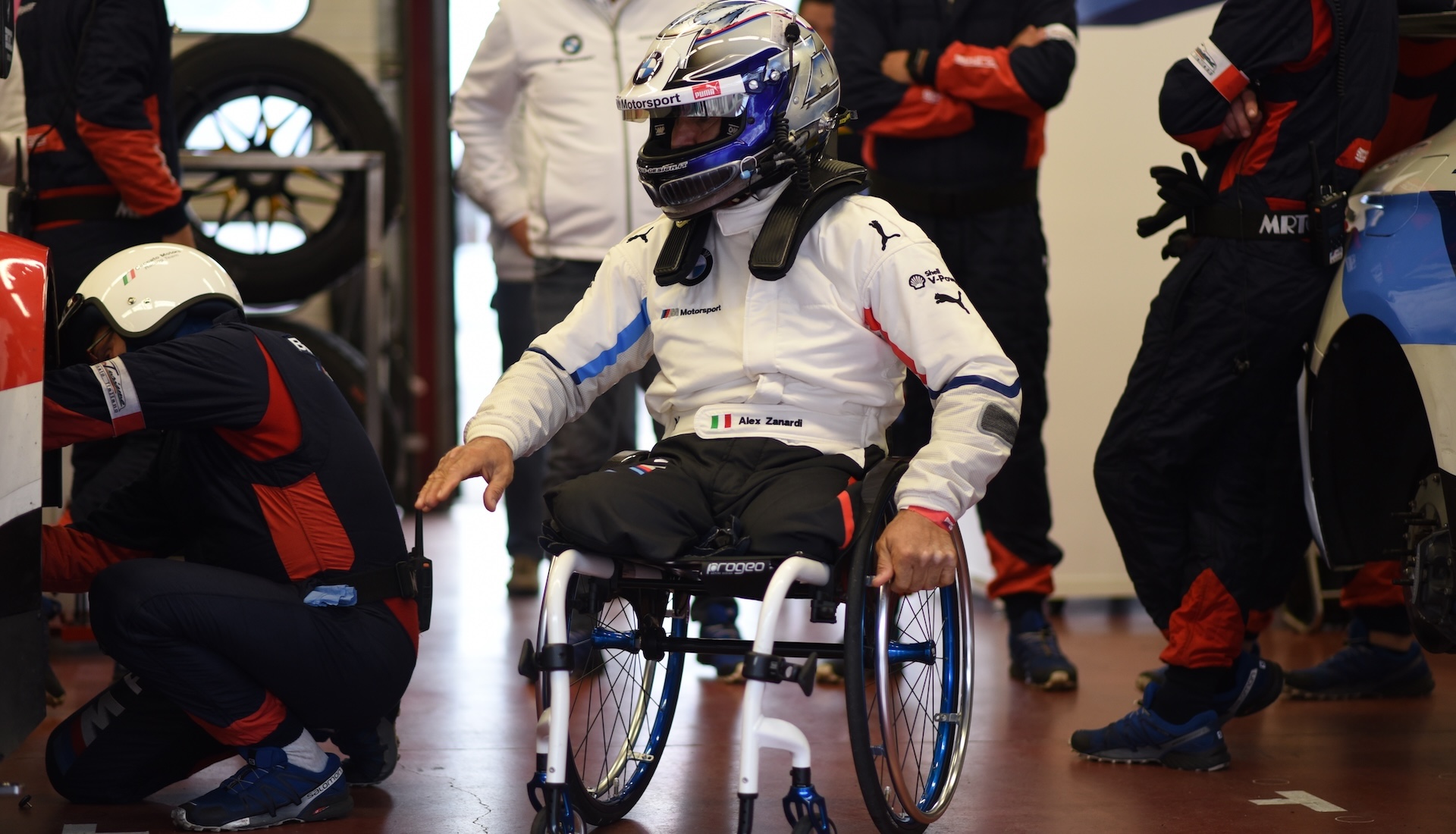 Italian driver and Olympic Champion Alex Zanardi drive his BMW M6 GT3 during 7th stage of Campionato Italiano Gran Turismo in Mugello Circuit, Scarperia e San Pietro, Firenze, Italia on 4 October 2019. (Photo by Andrea Diodato/NurPhoto via Getty Images)
