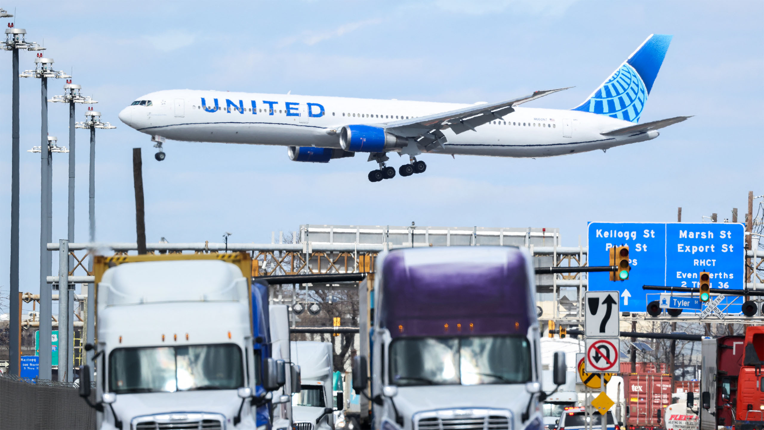 AutoWireDaily — A Boeing 767 Darn Near Landed on a Tractor Trailer Full of Bread. Everybody’s OK