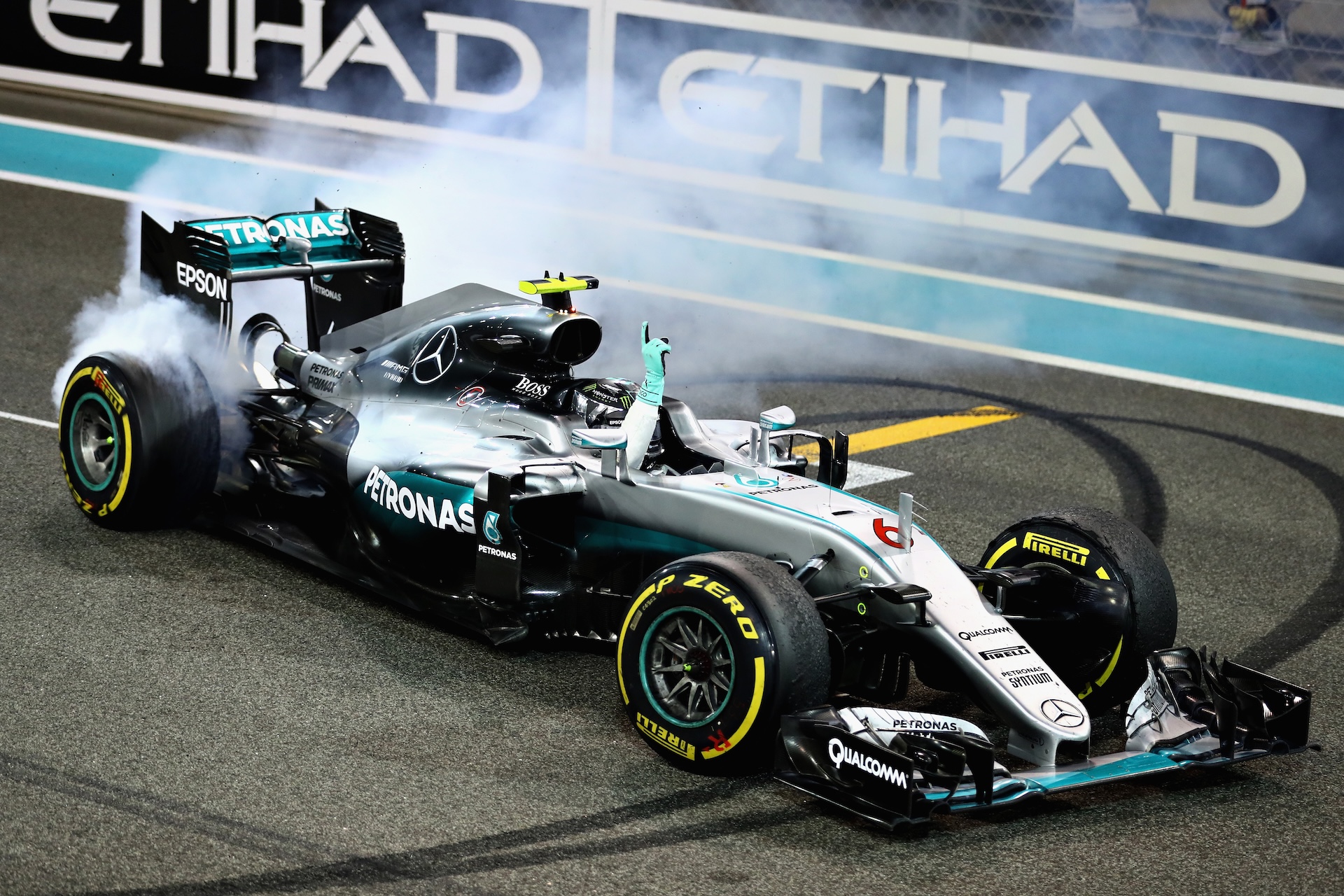 during the Abu Dhabi Formula One Grand Prix at Yas Marina Circuit on November 27, 2016 in Abu Dhabi, United Arab Emirates.