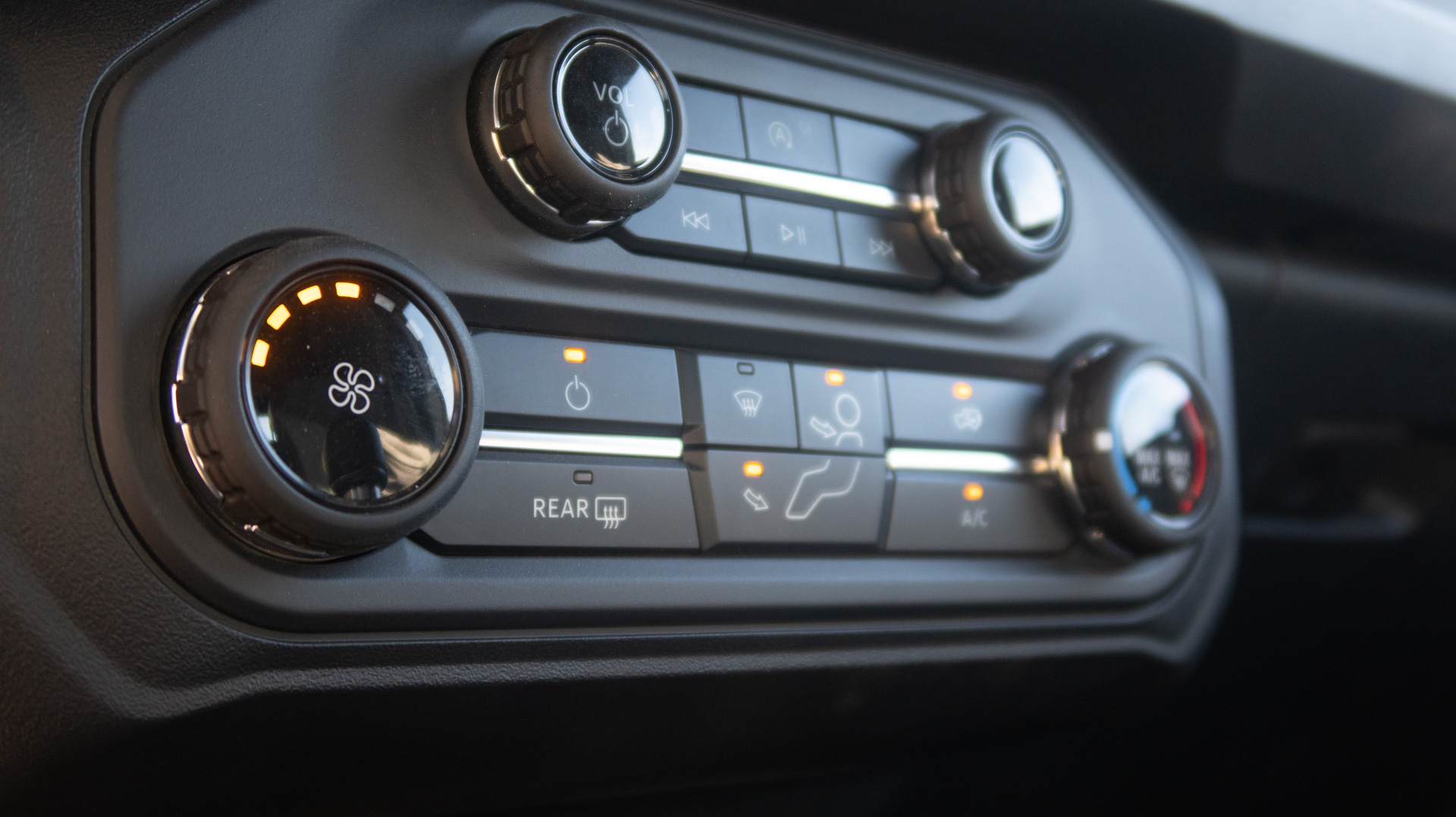 Ford Bronco HVAC controls